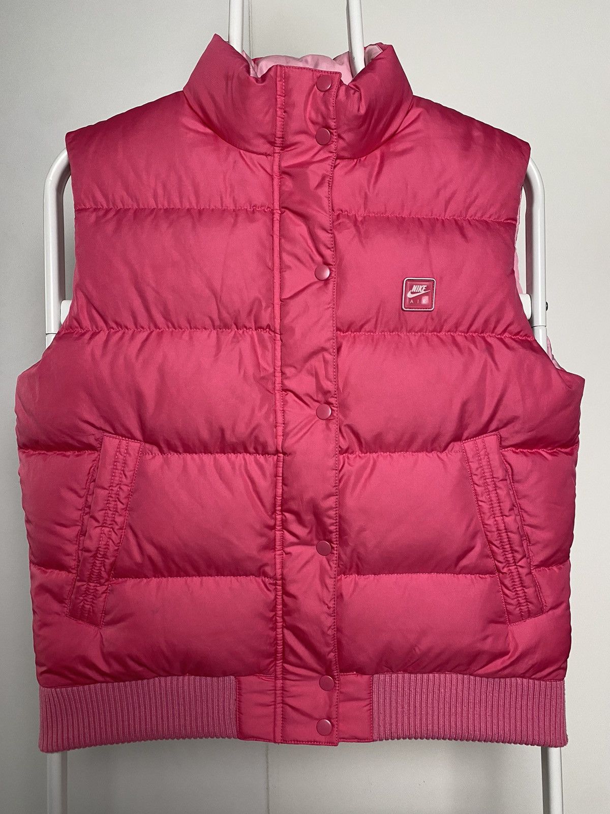 nike pink vest
