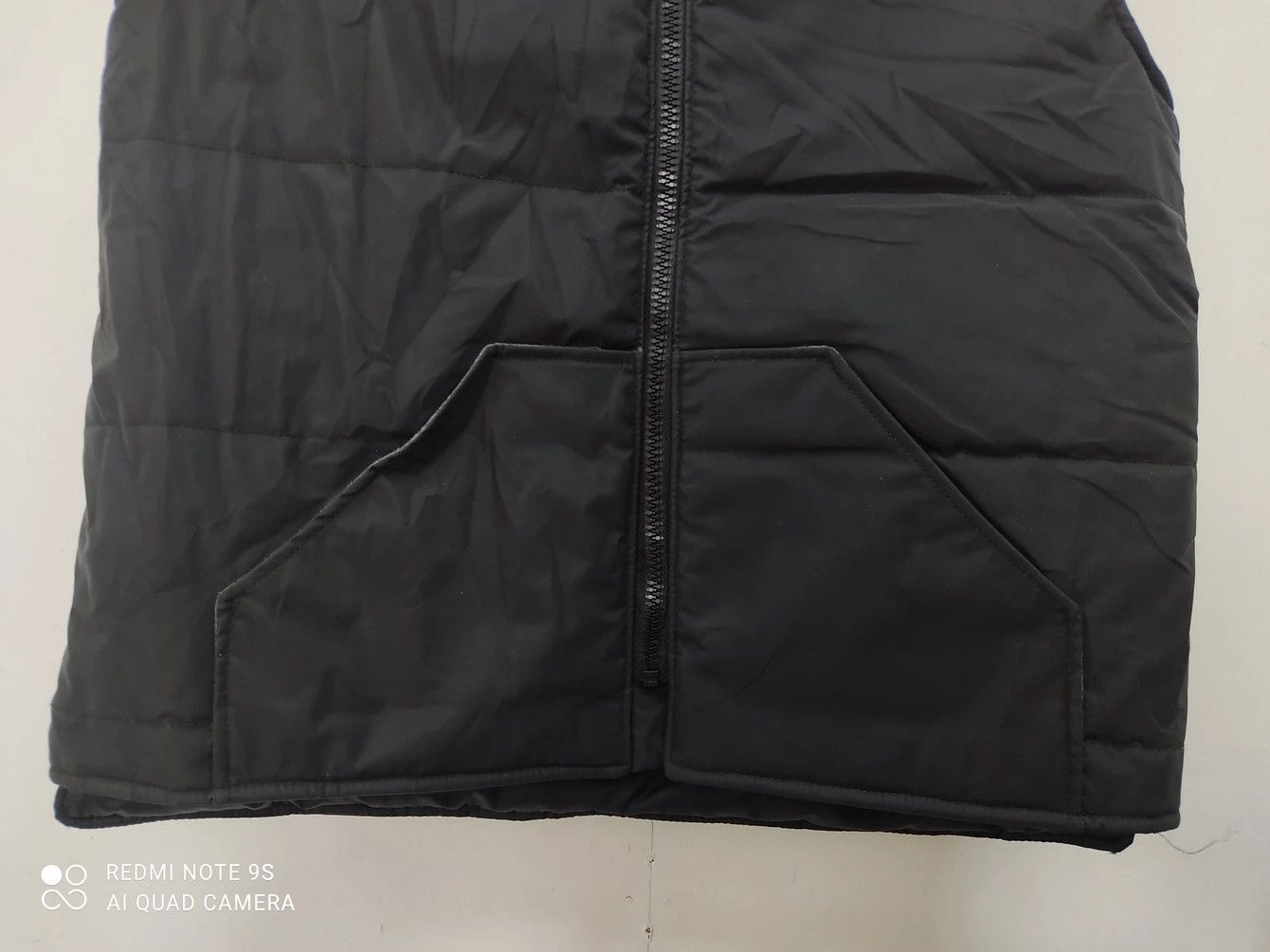 A.P.C. Vintage A.P.C HIVER 1998 Made In France Black Vest Size US S / EU 44-46 / 1 - 3 Thumbnail