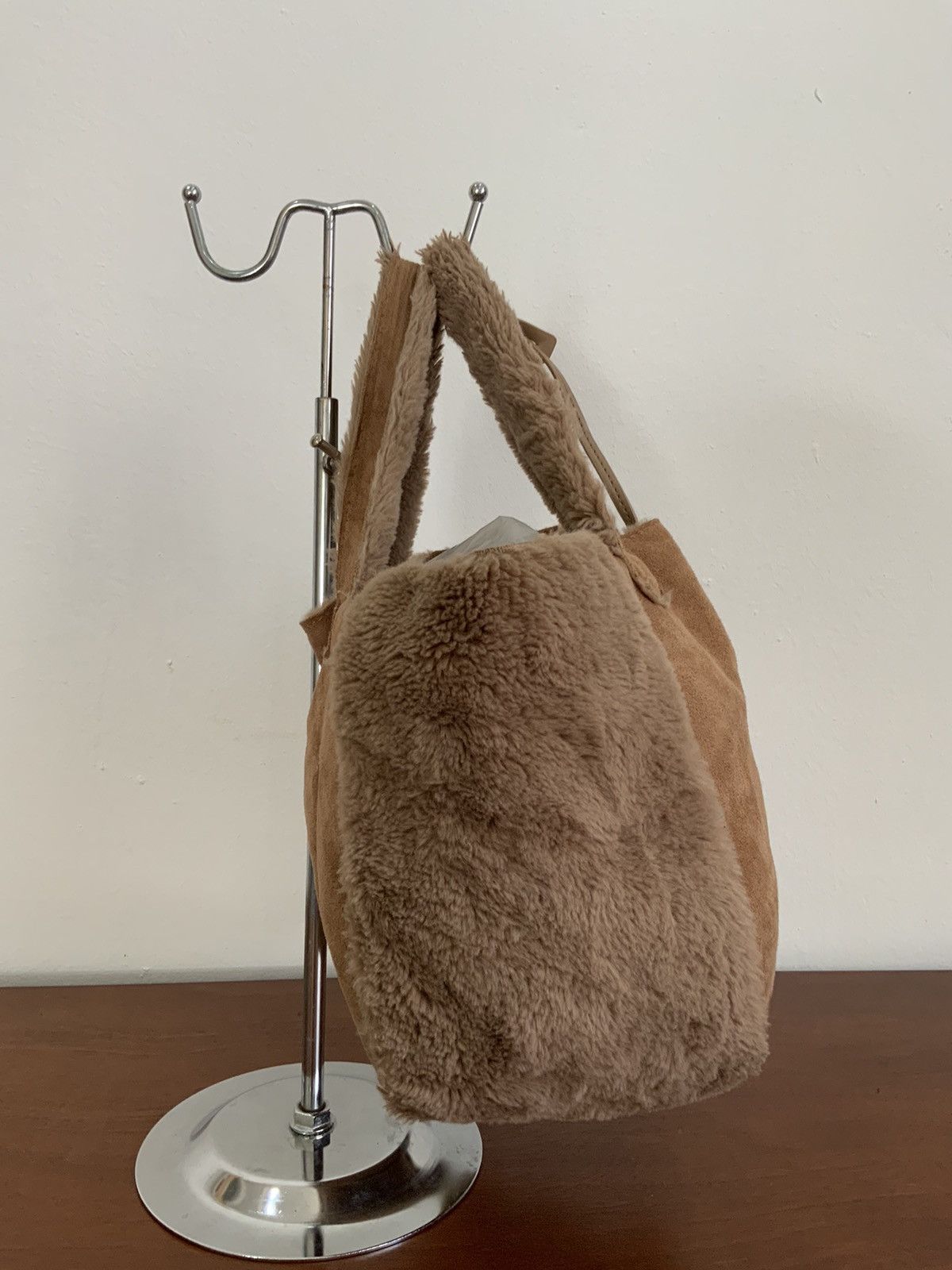 Japanese Brand Shoo La Rue Leather Fur Tote Bag Size ONE SIZE - 4 Thumbnail