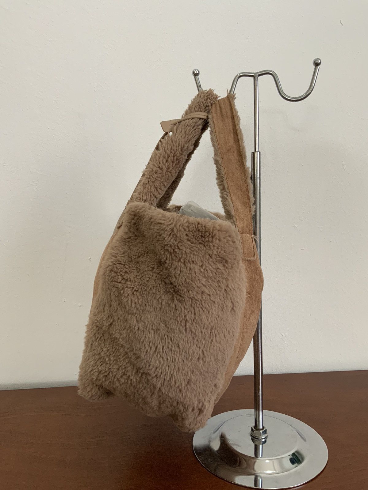 Japanese Brand Shoo La Rue Leather Fur Tote Bag Size ONE SIZE - 3 Thumbnail