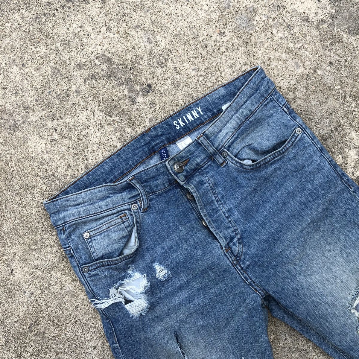 H&M × Japanese Brand 🔥Thrash🔥H&M Stone Was Rips Skinny Denim Jeans Size US 30 / EU 46 - 8 Thumbnail