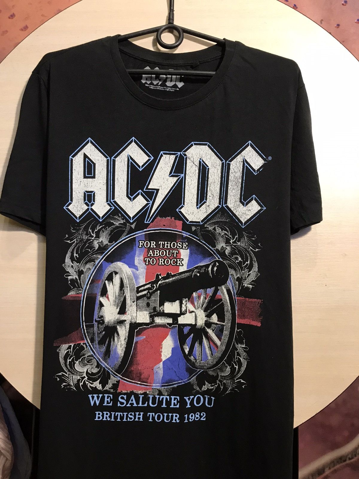 AC/DC Vintage Ac Dc band rock tee Size US L / EU 52-54 / 3 - 2 Thumbnail