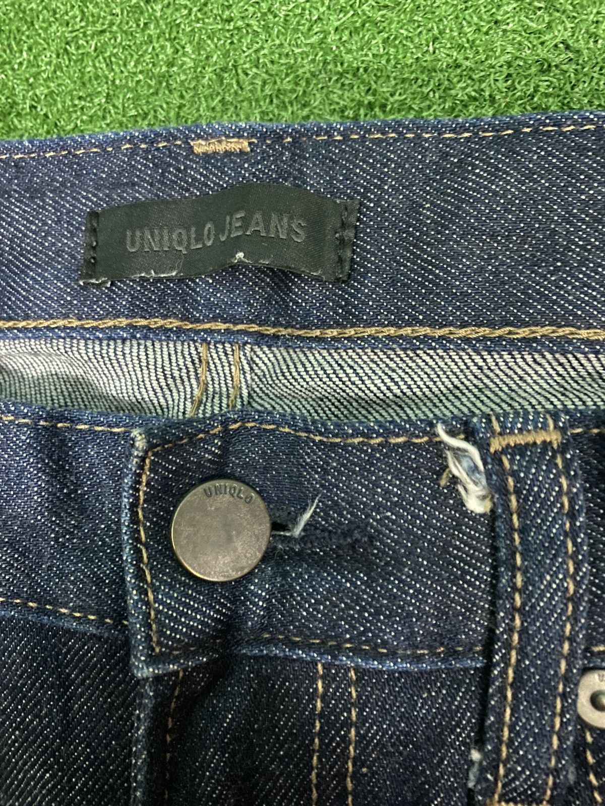 Japanese Brand UNIQLO SELVAGE DENIM SIZE 28 Size US 28 / EU 44 - 3 Thumbnail