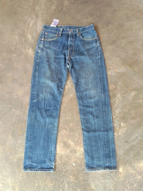 Levi's Vintage Levi's 501 Straight Leg Faded Distressed Jeans 32x31 Size US 32 / EU 48 - 1 Thumbnail