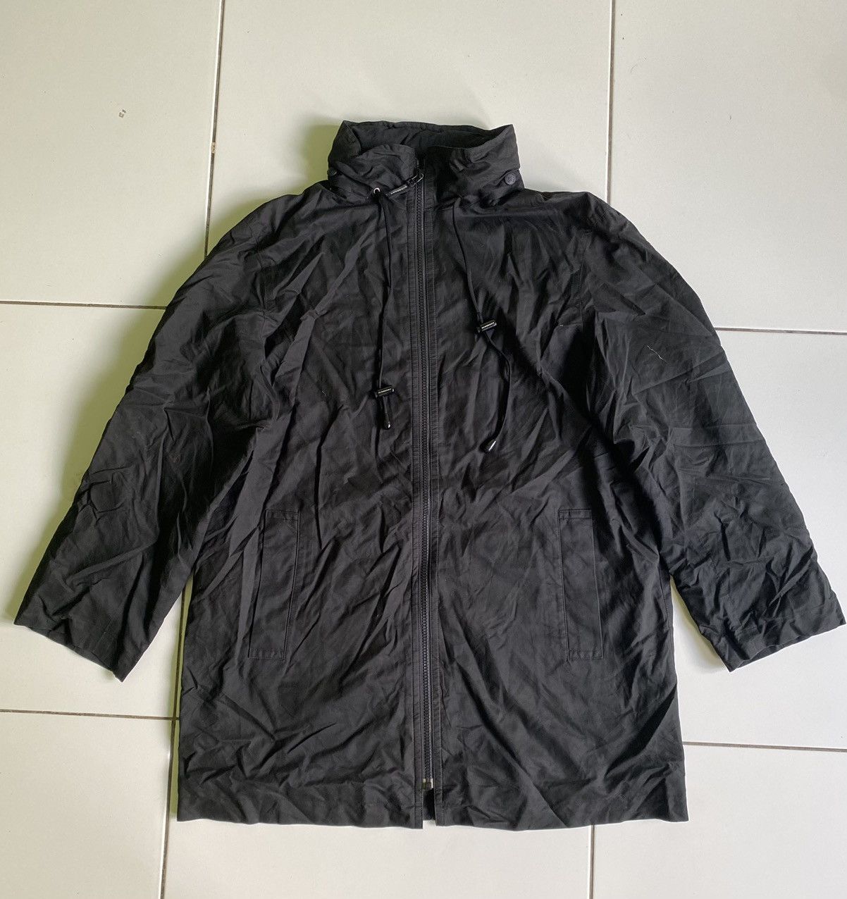 Burberry Vintage Burberry London Nylon Hoodies black Long jackets Size US L / EU 52-54 / 3 - 1 Thumbnail
