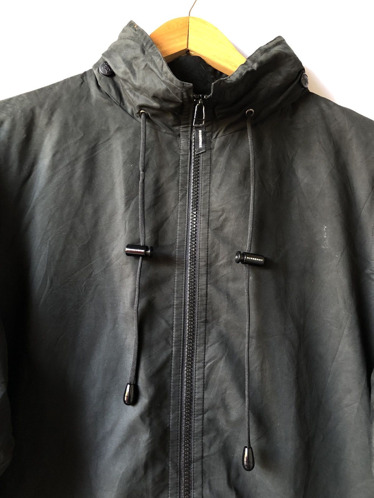 Burberry Vintage Burberry London Nylon Hoodies black Long jackets Size US L / EU 52-54 / 3 - 3 Thumbnail