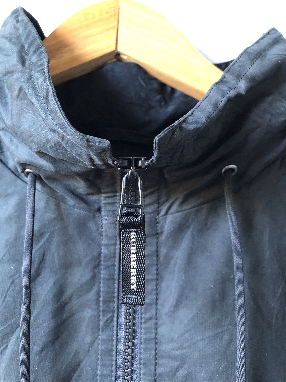 Burberry Vintage Burberry London Nylon Hoodies black Long jackets Size US L / EU 52-54 / 3 - 5 Thumbnail
