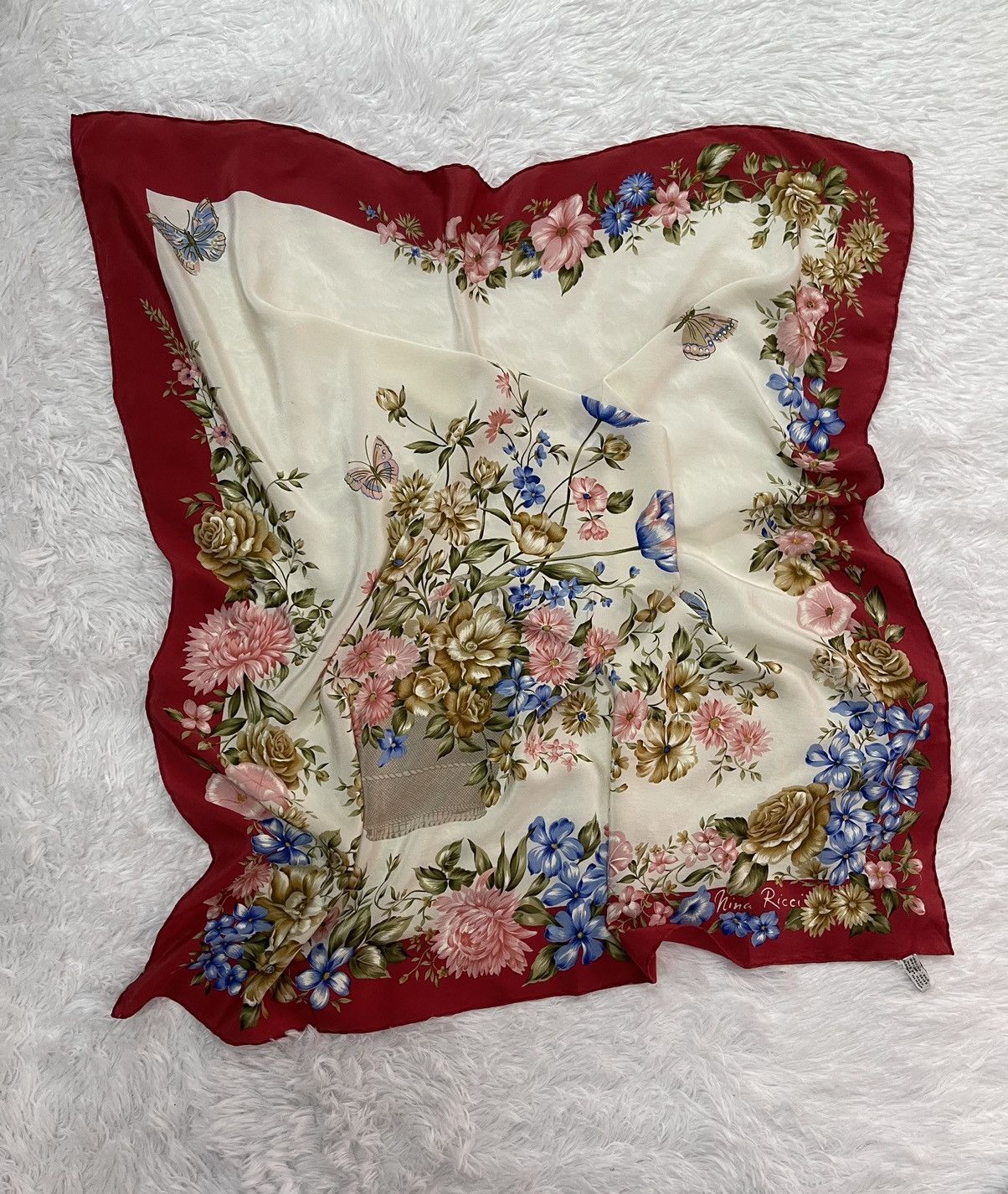 Nina Ricci Vintage Luxury Nina Ricci Silk Scarves Italy Size ONE SIZE - 4 Thumbnail