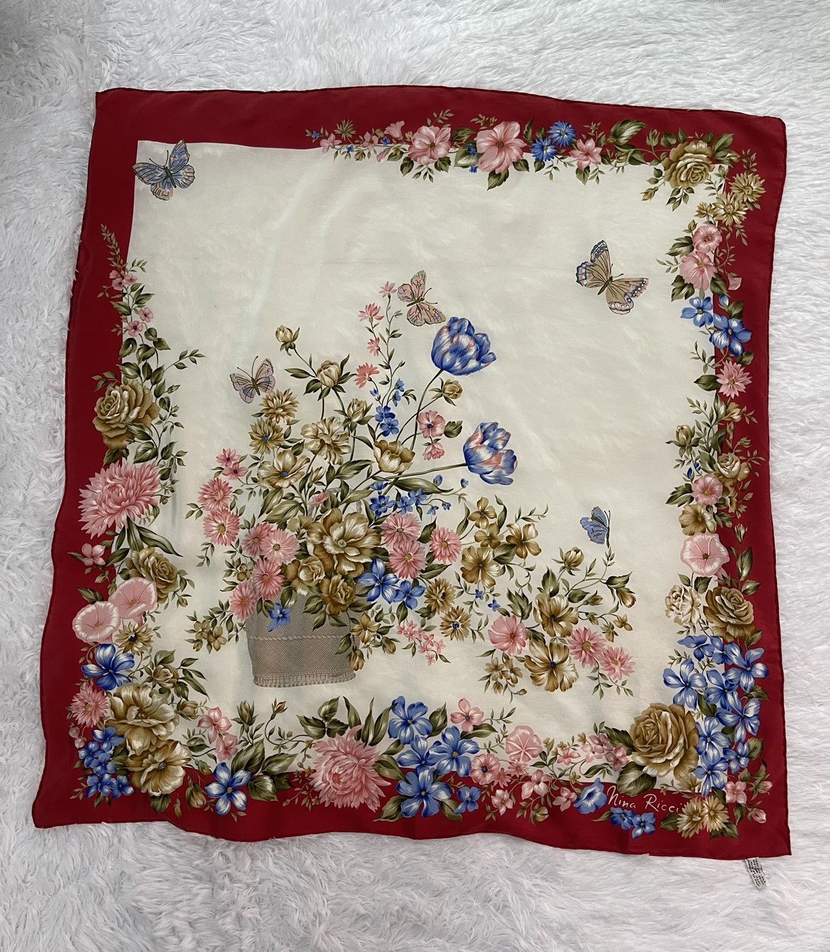 Nina Ricci Vintage Luxury Nina Ricci Silk Scarves Italy Size ONE SIZE - 5 Thumbnail