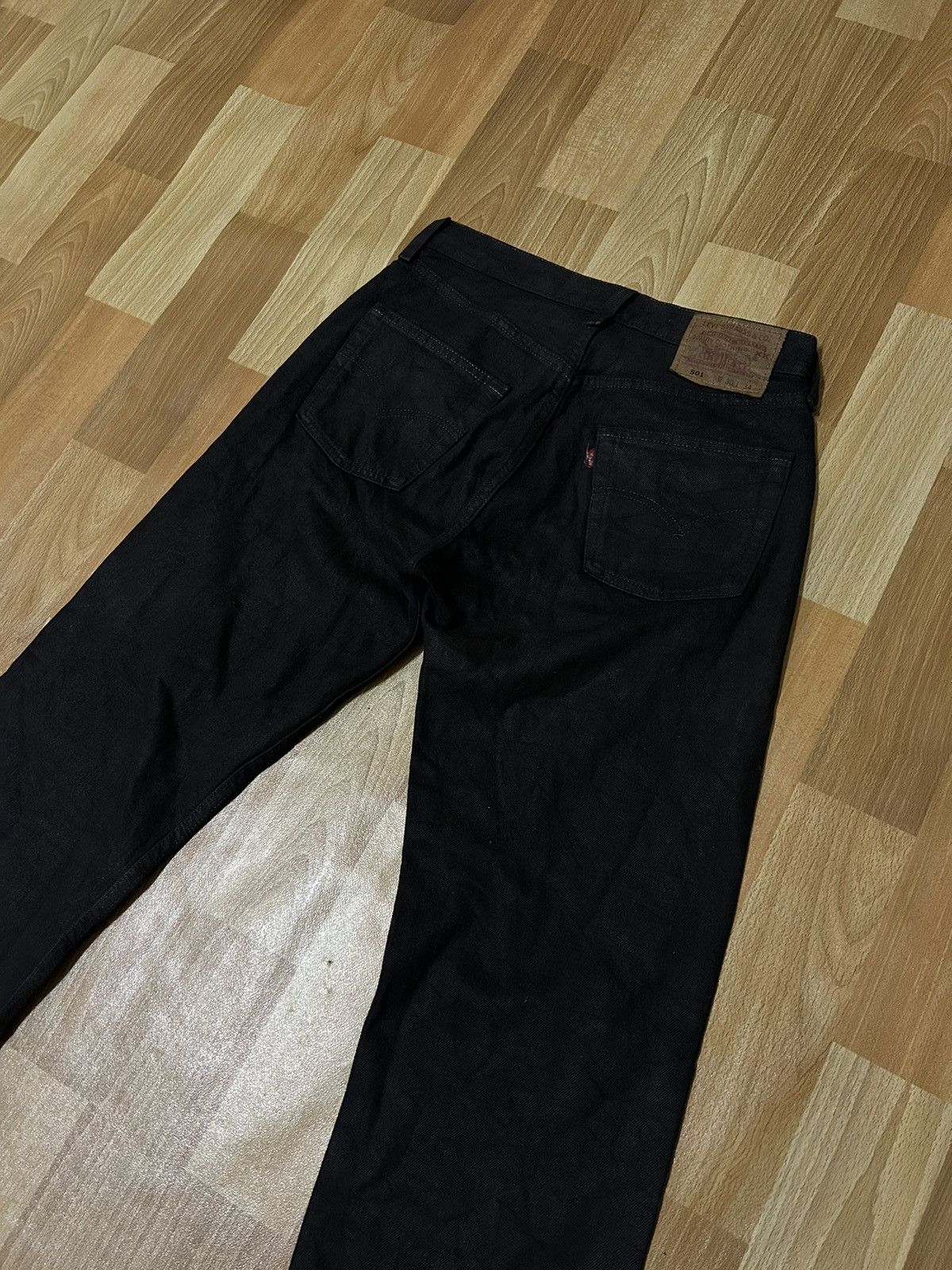 Levi's × Levi's Made & Crafted × Levi's Vintage Clothing 💥VINTAGE LEVIS 501 SUPER BLACK 🔥🔥 Size US 30 / EU 46 - 4 Thumbnail