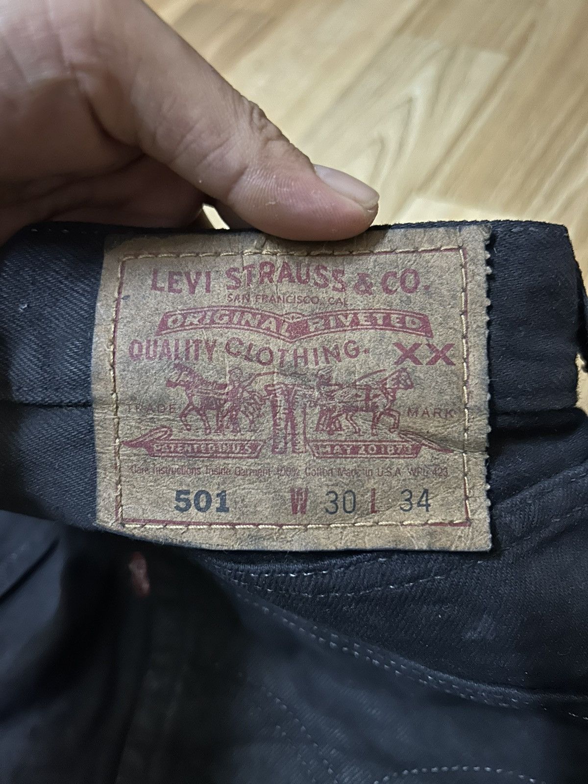 Levi's × Levi's Made & Crafted × Levi's Vintage Clothing 💥VINTAGE LEVIS 501 SUPER BLACK 🔥🔥 Size US 30 / EU 46 - 14 Thumbnail