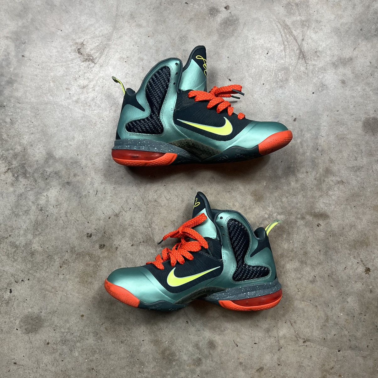 Nike LeBron 9 'Cannon' (2011) Size US 9 / EU 42 - 2 Thumbnail