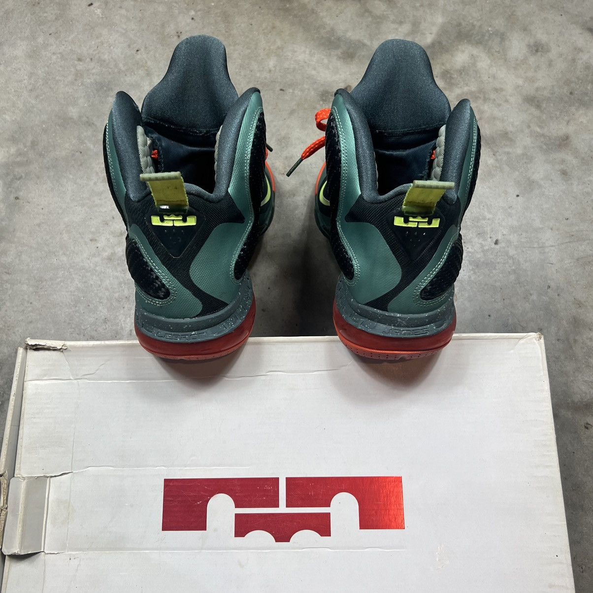 Nike LeBron 9 'Cannon' (2011) Size US 9 / EU 42 - 5 Thumbnail