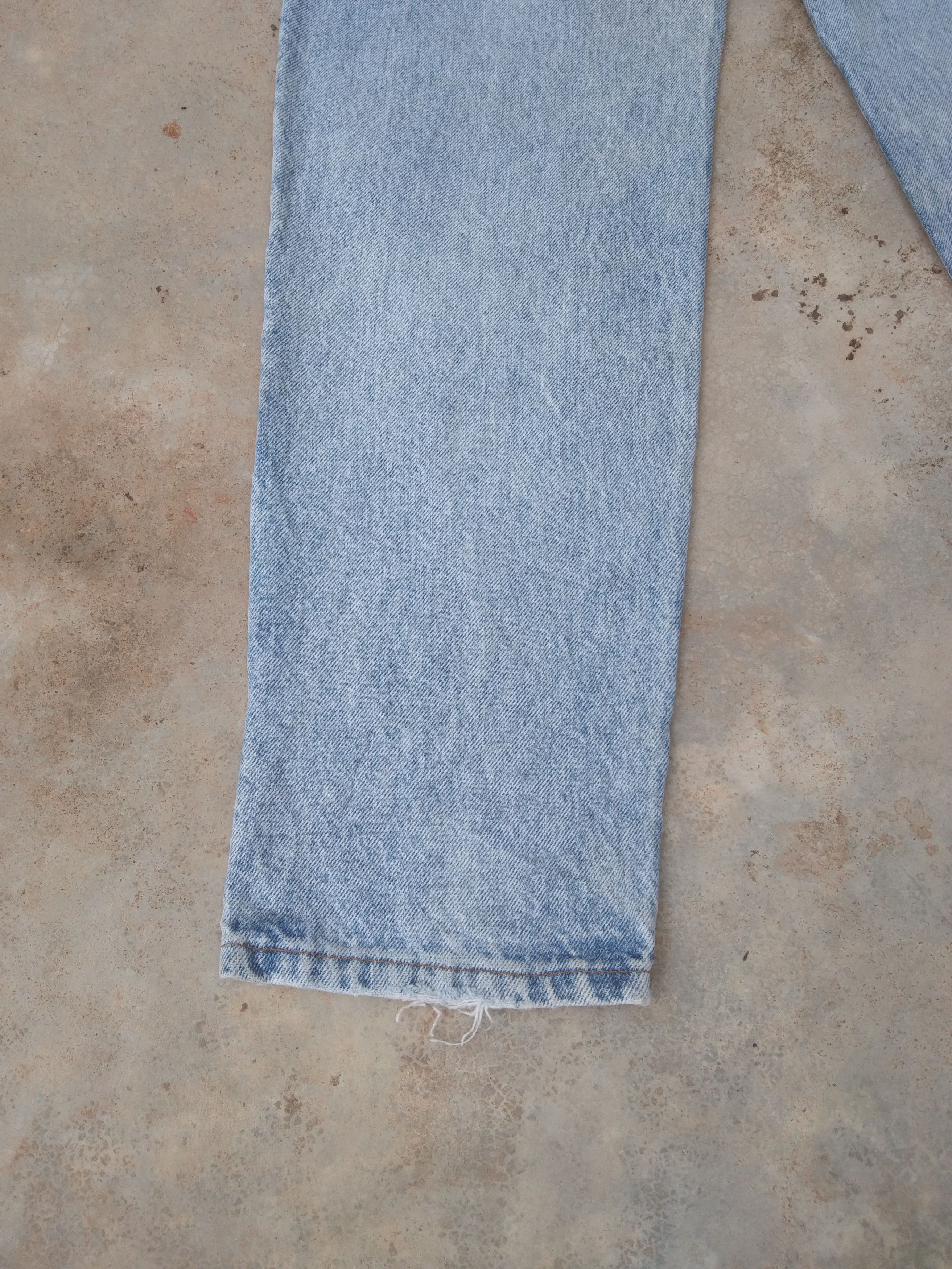 Levi's Vintage Levi's Jeans 550 Orange Tab Made In USA 33x32 Size US 33 - 3 Thumbnail