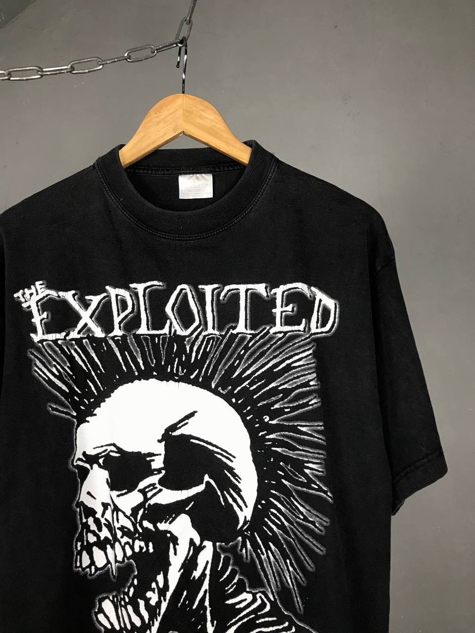 Band Tees Exploited total chaos 1998 vintage rock band tee Size US L / EU 52-54 / 3 - 3 Thumbnail