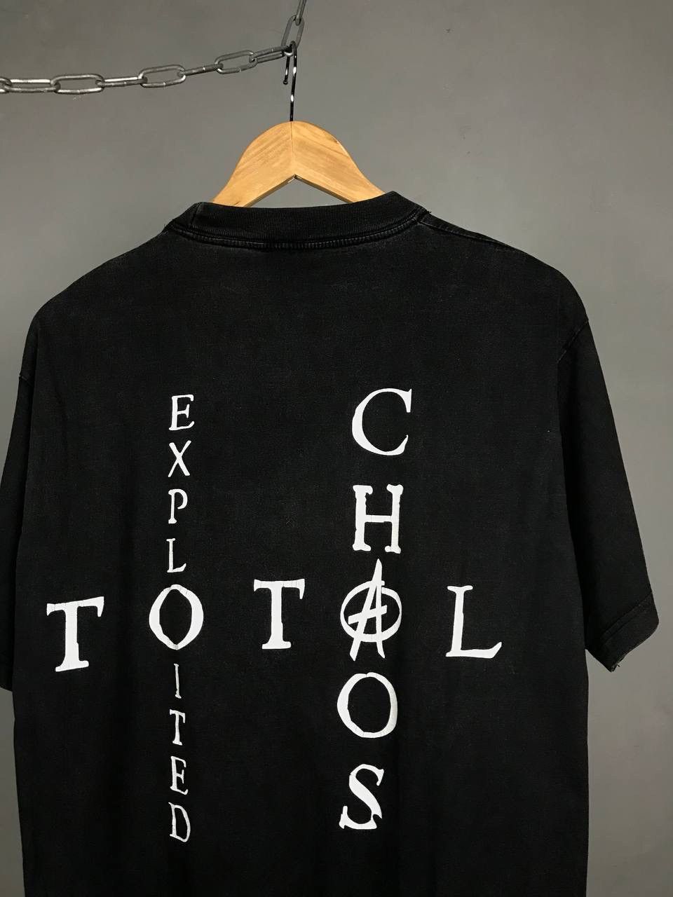 Band Tees Exploited total chaos 1998 vintage rock band tee Size US L / EU 52-54 / 3 - 7 Thumbnail