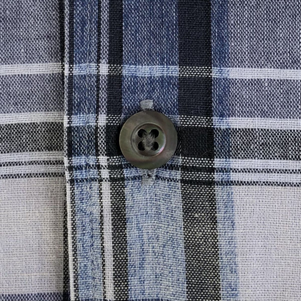 Burberry Authentic Burberry London Checked Short Sleeve Shirt Size US L / EU 52-54 / 3 - 14 Thumbnail