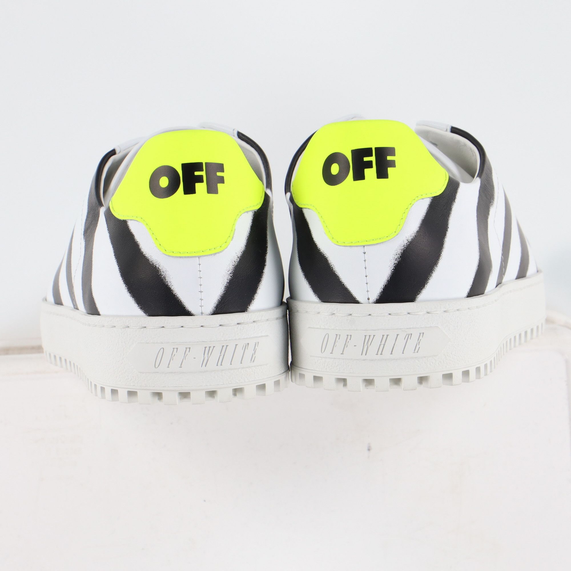 Off-White White Spray Diagonals Sneakers Size US 7 / IT 37 - 7 Thumbnail