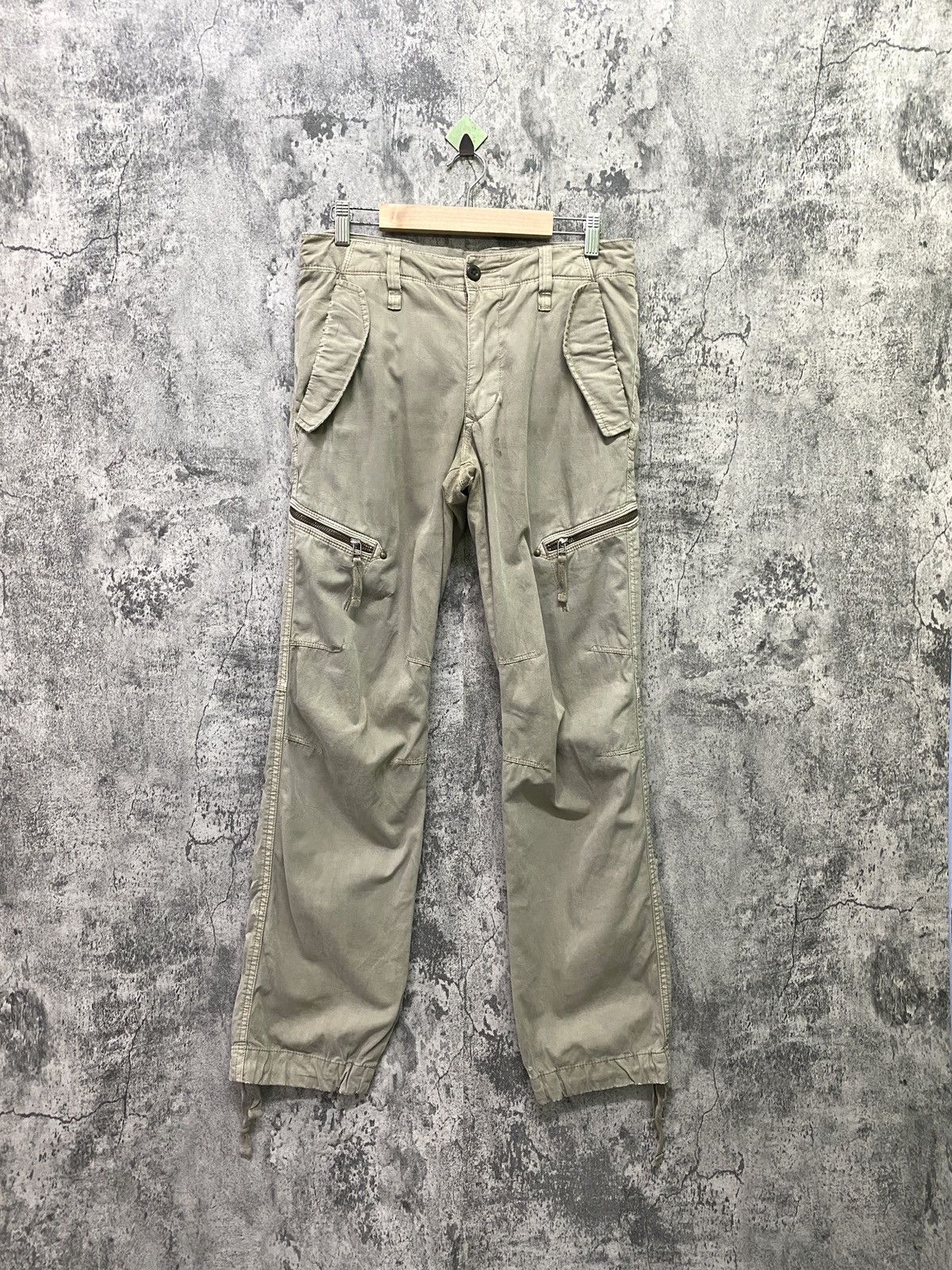 Japanese Brand × Uniqlo UNIQLO Cargo Pant Combat Distressed Tactical Parachute Pants Size US 30 / EU 46 - 2 Thumbnail
