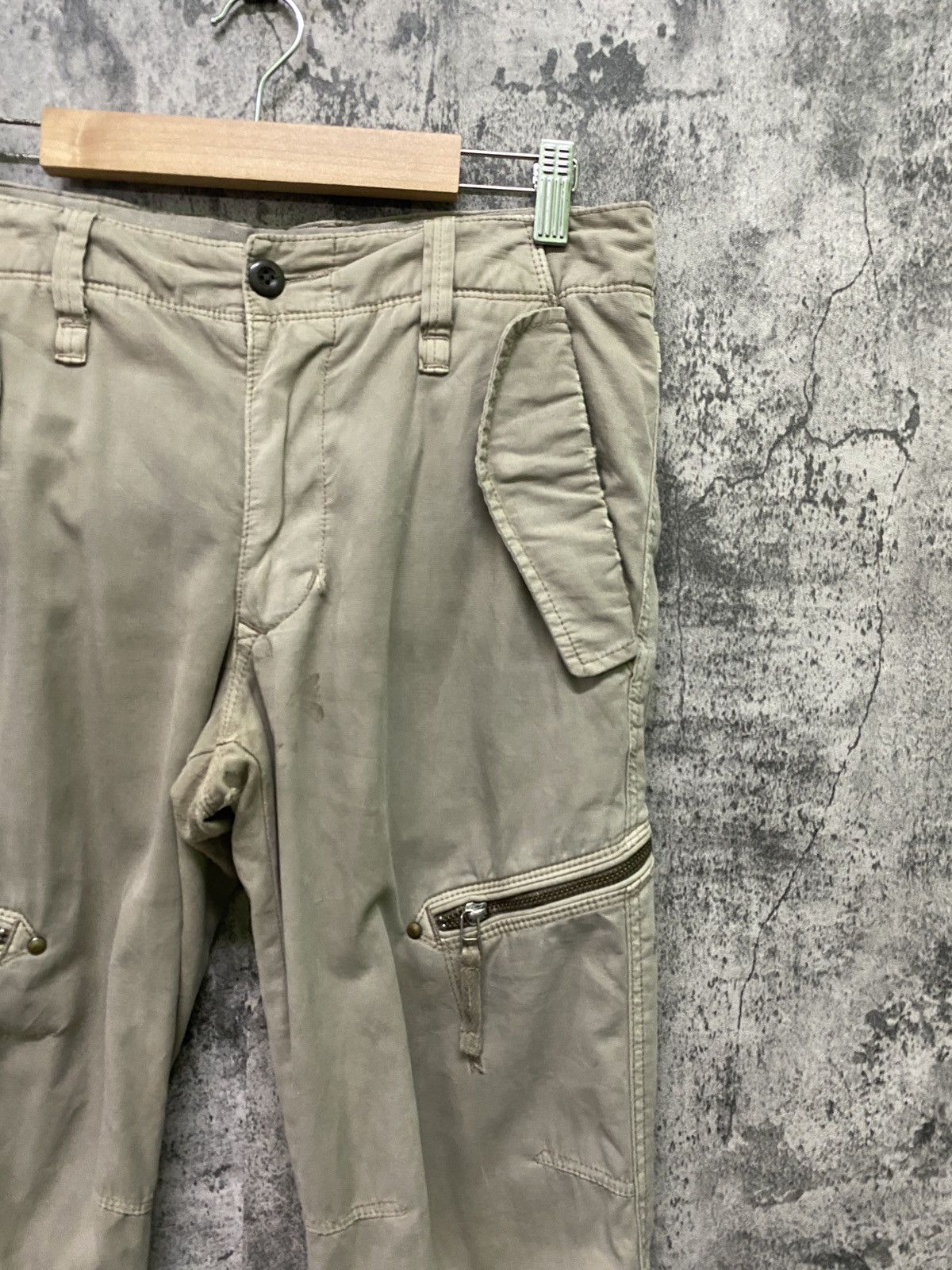 Japanese Brand × Uniqlo UNIQLO Cargo Pant Combat Distressed Tactical Parachute Pants Size US 30 / EU 46 - 5 Thumbnail