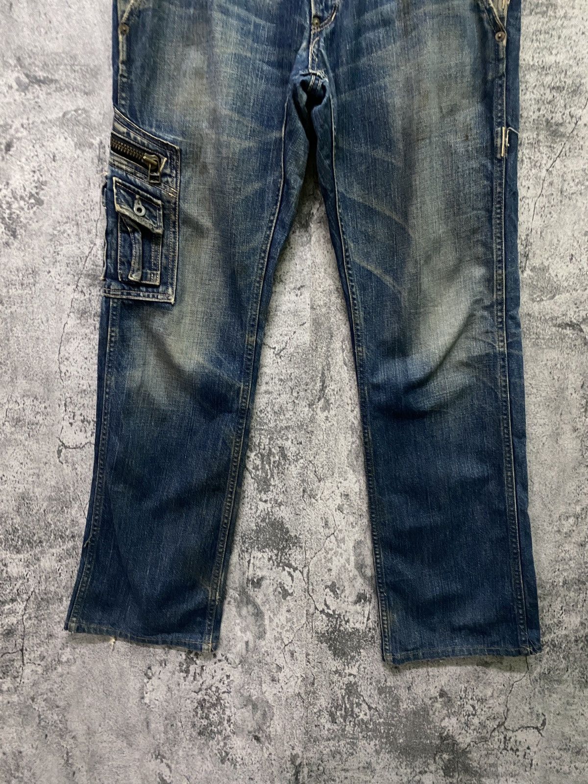 Japanese Brand JOHNBULL Japan Cargo Multipocket Distressed Jeans Size US 30 / EU 46 - 8 Thumbnail