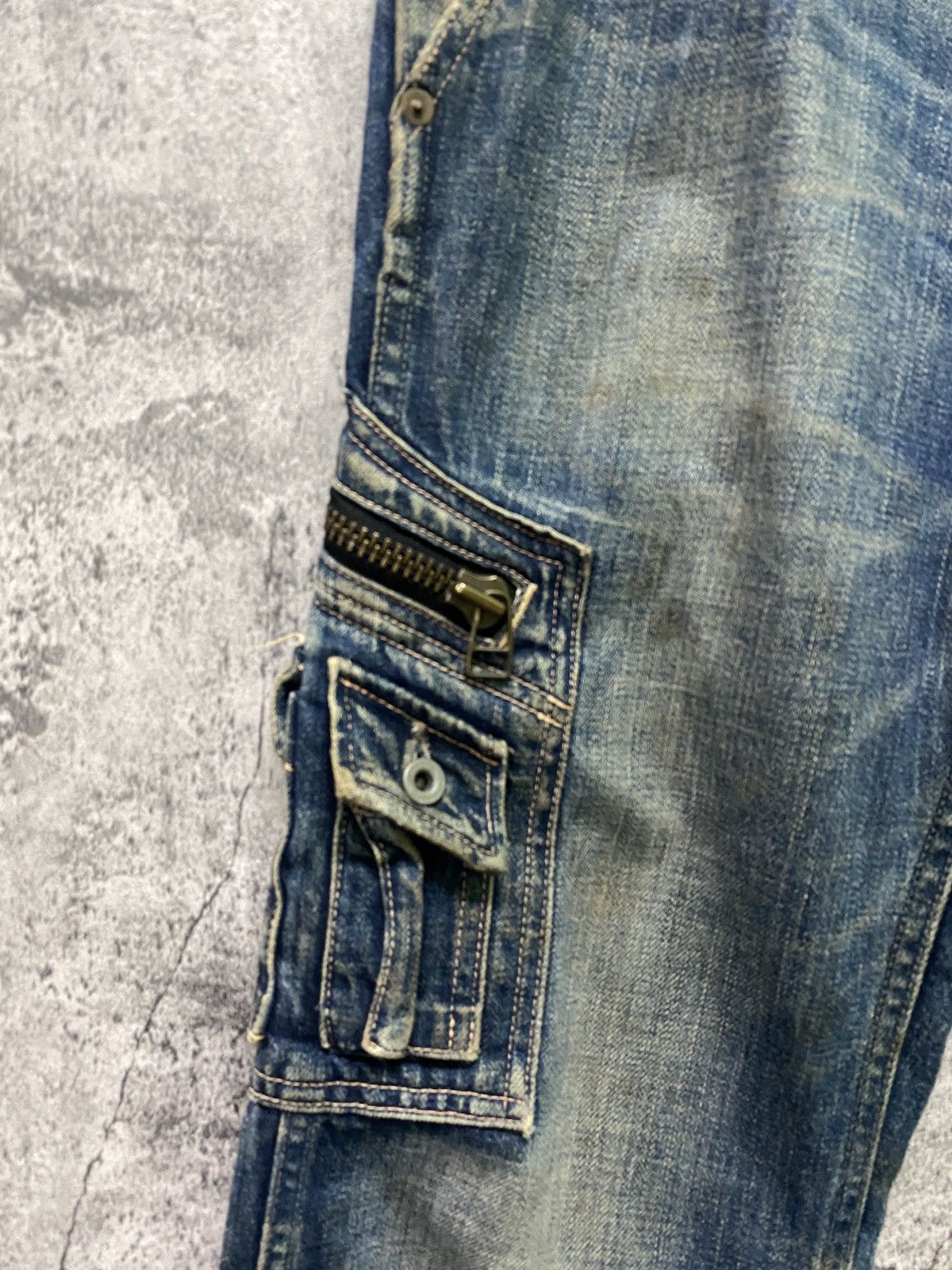 Japanese Brand JOHNBULL Japan Cargo Multipocket Distressed Jeans Size US 30 / EU 46 - 9 Thumbnail