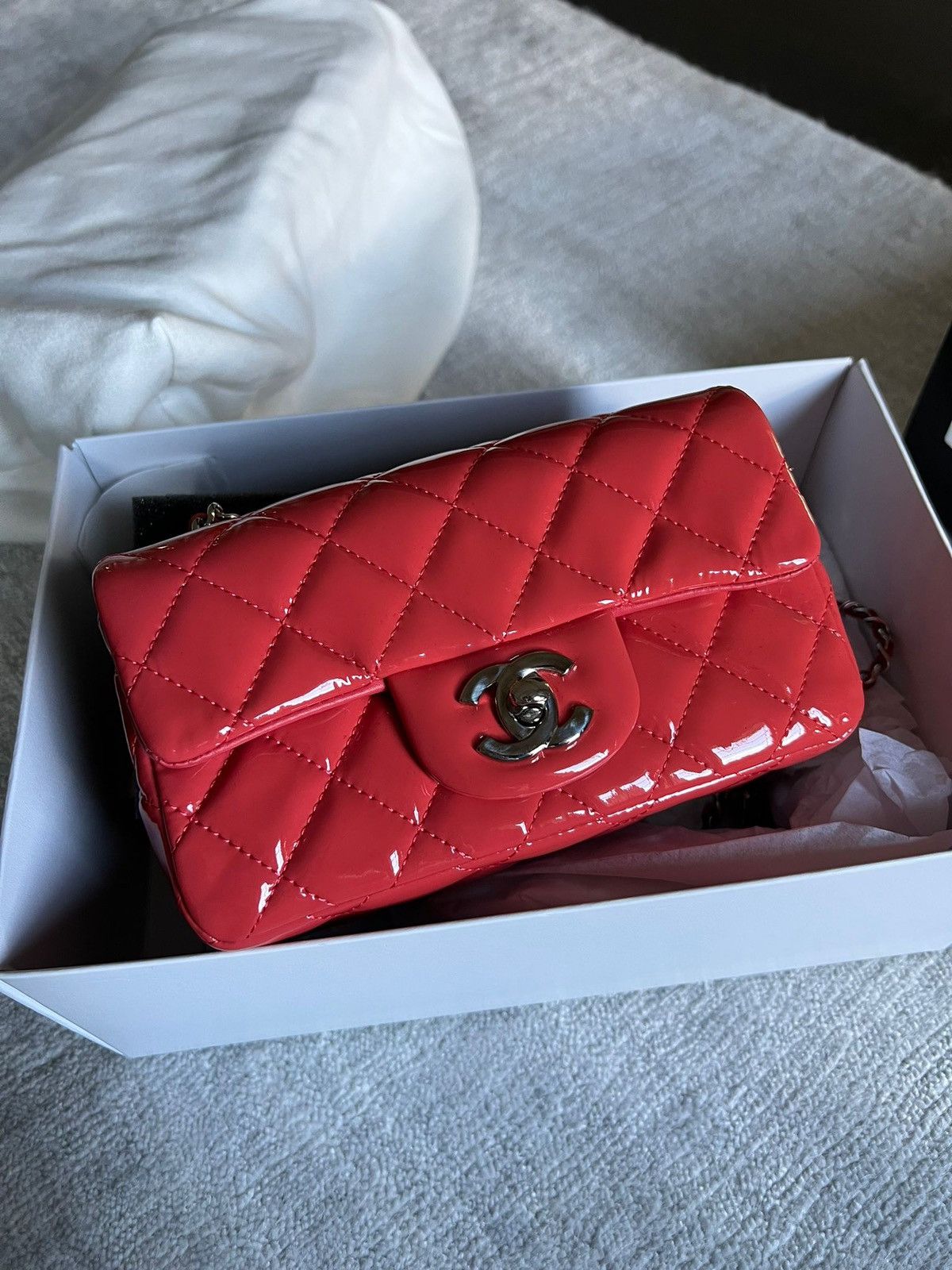 Chanel Chanel Coral Quilted Patent Leather Mini Classic Flap Bag Size ONE SIZE - 8 Thumbnail