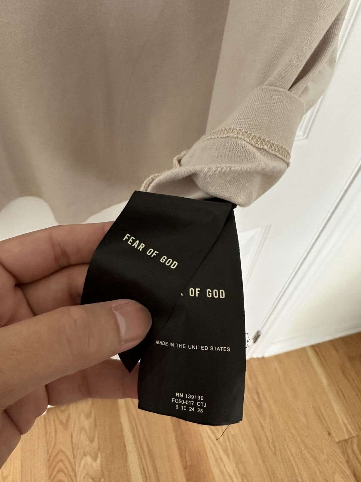 Essentials × Fear of God Fear of God Off white Henley Size US L / EU 52-54 / 3 - 5 Thumbnail