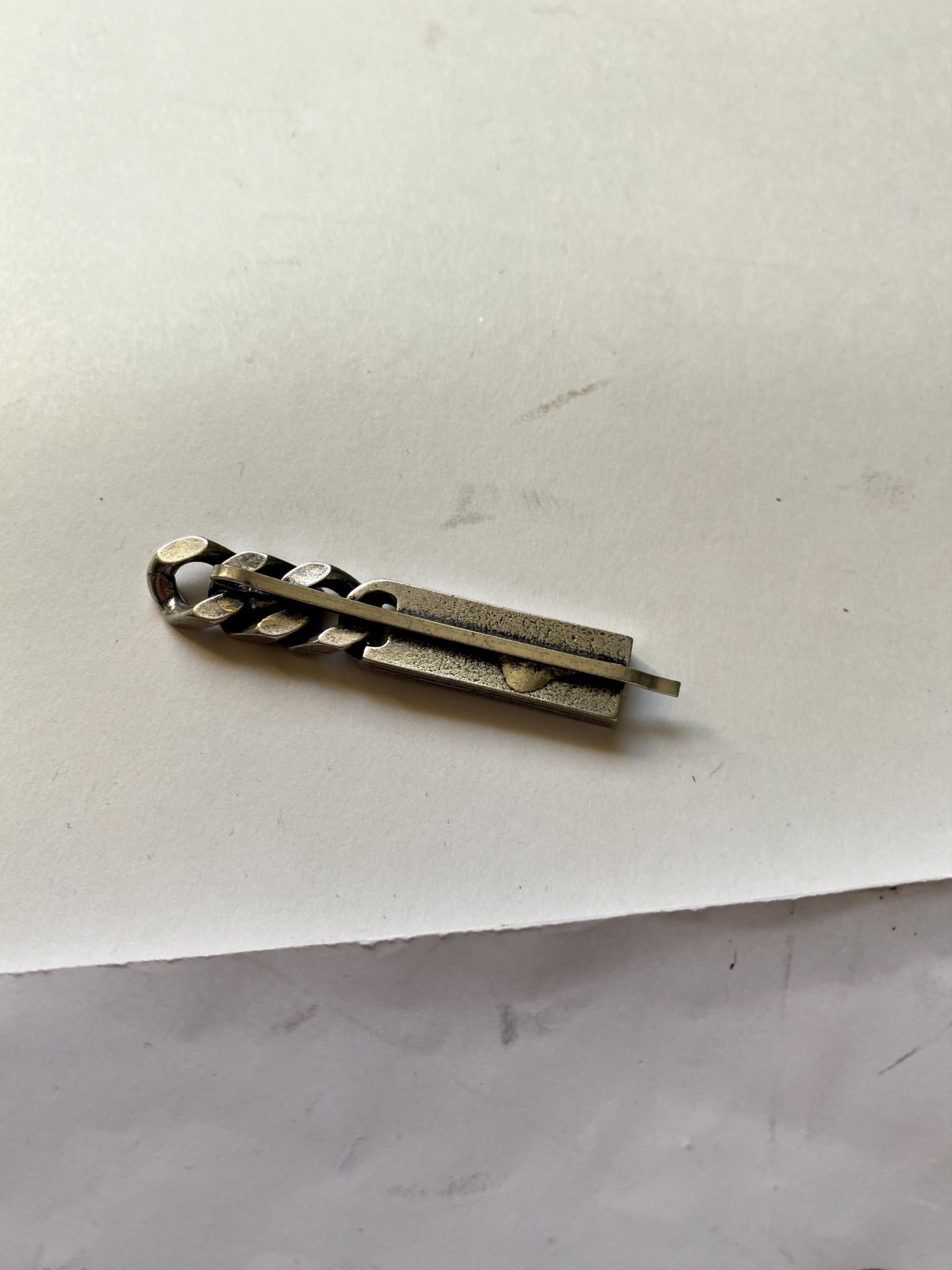 Heron Preston ⚡️QUICK SALE⚡️ Heron Preston Style Clip Pin Size ONE SIZE - 5 Thumbnail