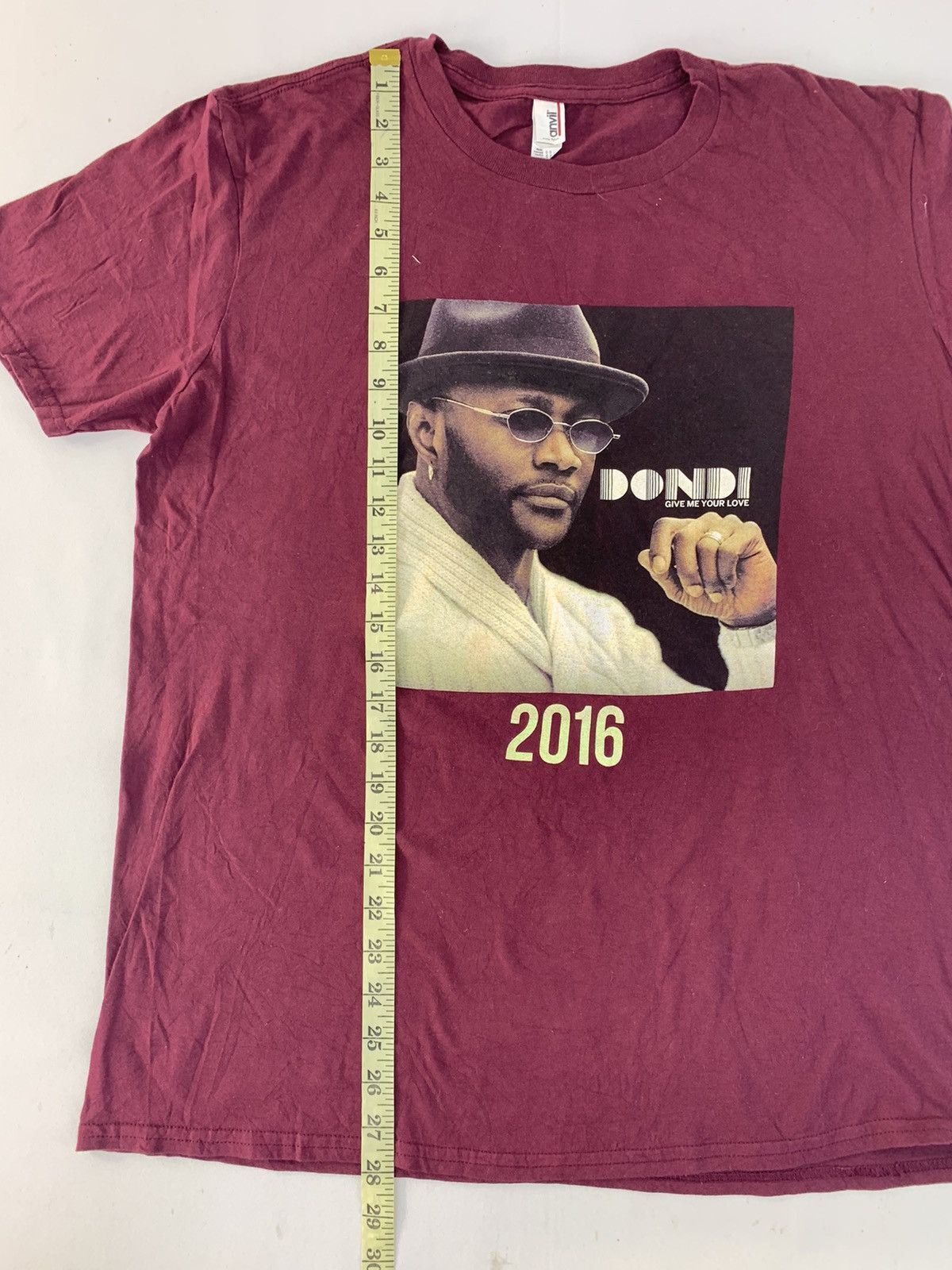 Band Tees Dondi Give Me Your Love Big Box Logo Mirror Screen Tee Size US L / EU 52-54 / 3 - 7 Thumbnail