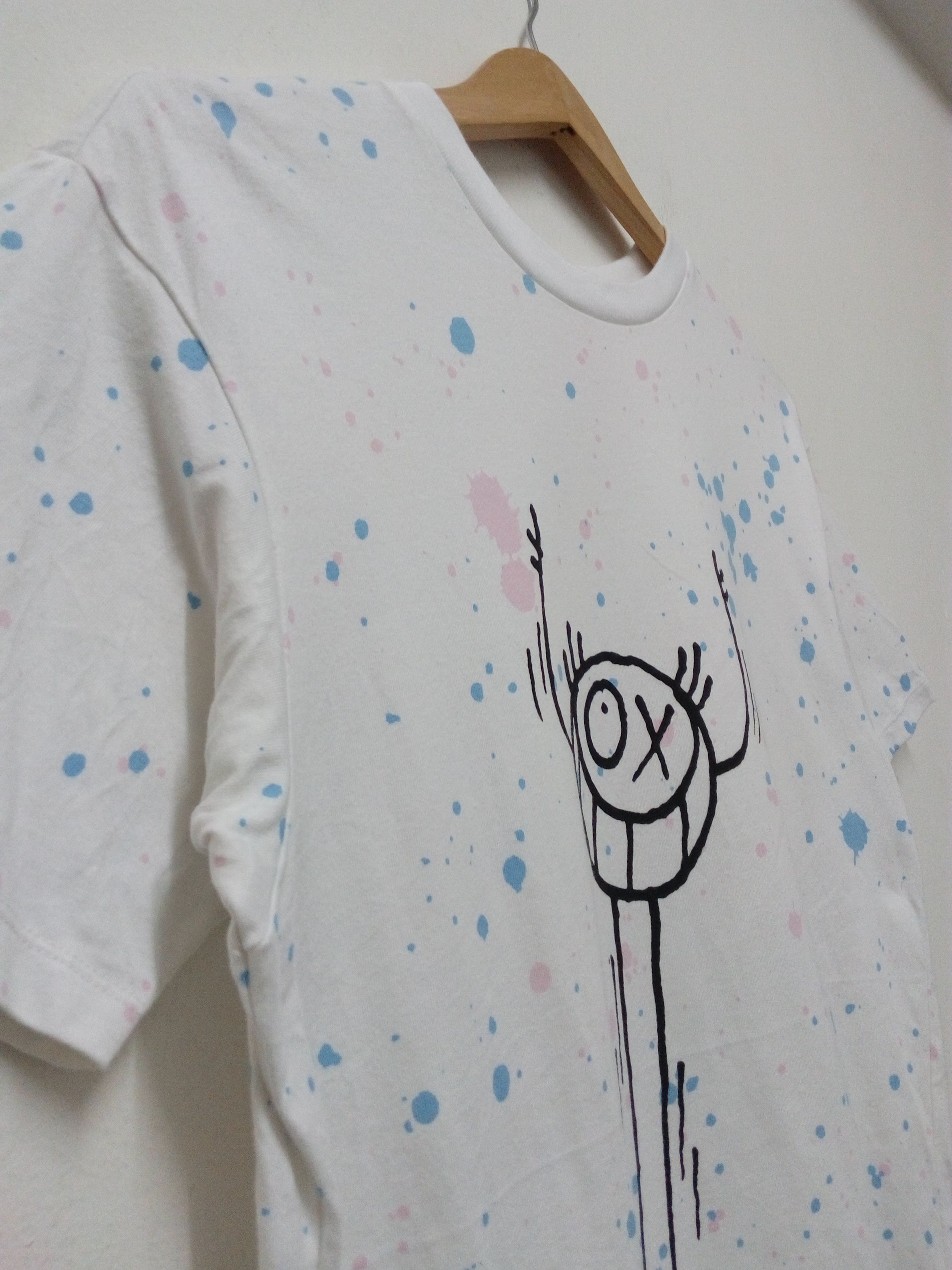 Japanese Brand × Uniqlo UNIQLO X ANDRE SARAIVA T-SHIRT Size US M / EU 48-50 / 2 - 3 Thumbnail