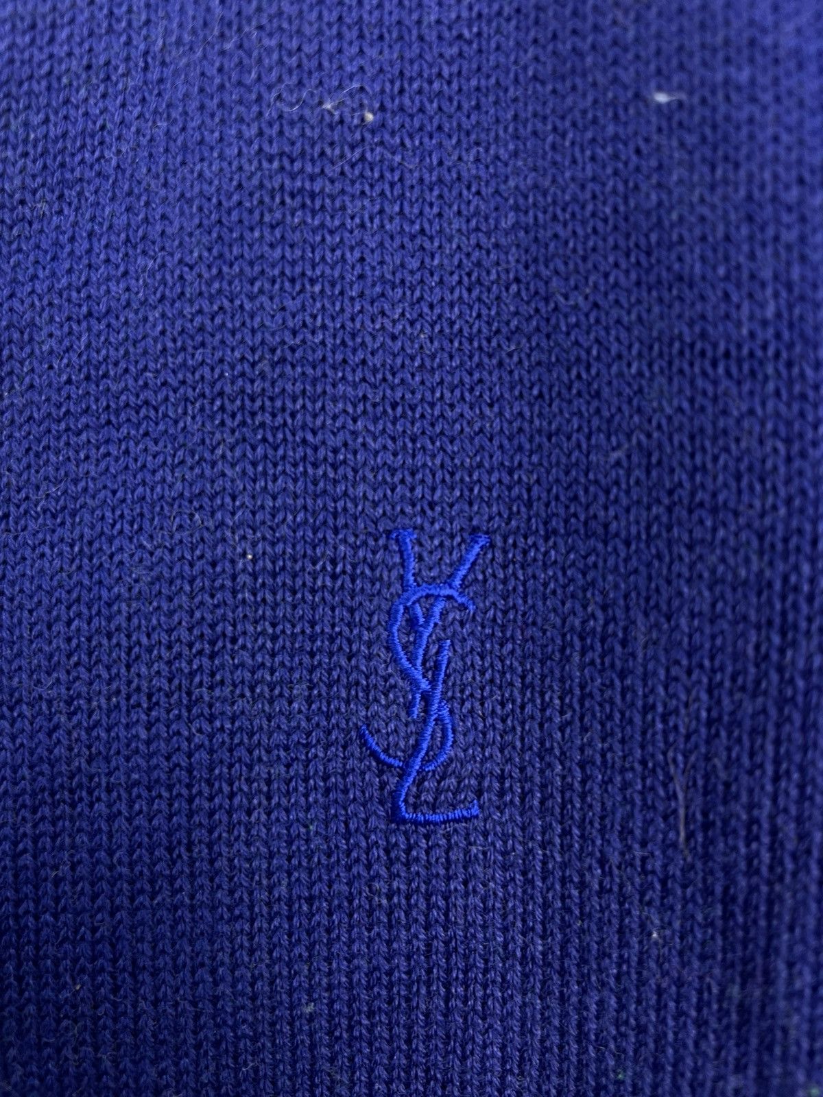 Yves Saint Laurent Yves Saint Laurent knitwear button up Size M / US 6-8 / IT 42-44 - 4 Thumbnail