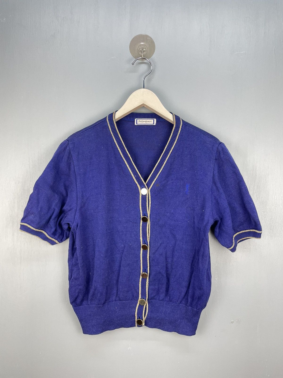 Yves Saint Laurent Yves Saint Laurent knitwear button up Size M / US 6-8 / IT 42-44 - 1 Thumbnail