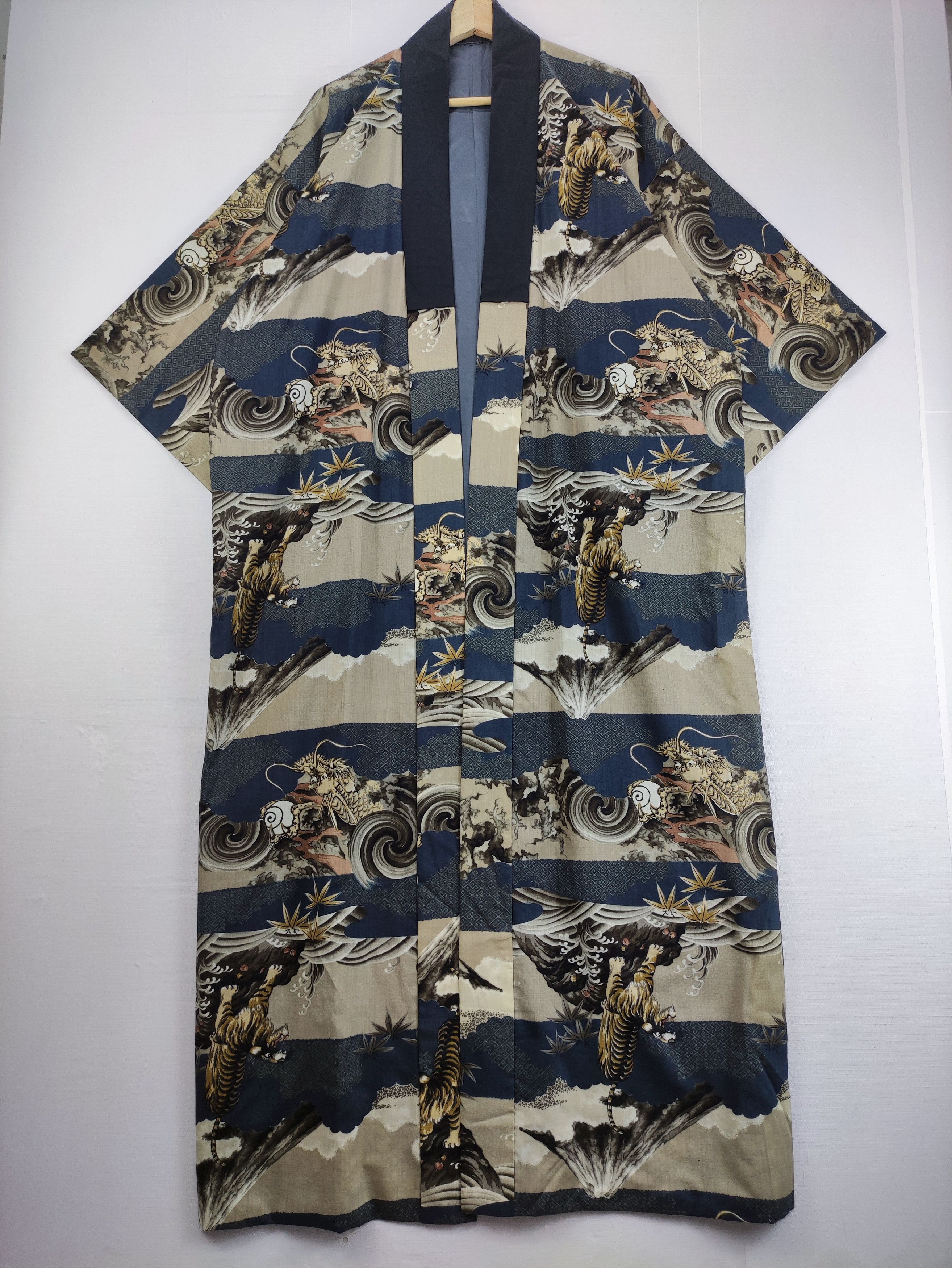 Vintage Japanese Traditional kimono Dragon Tiger Fullprint