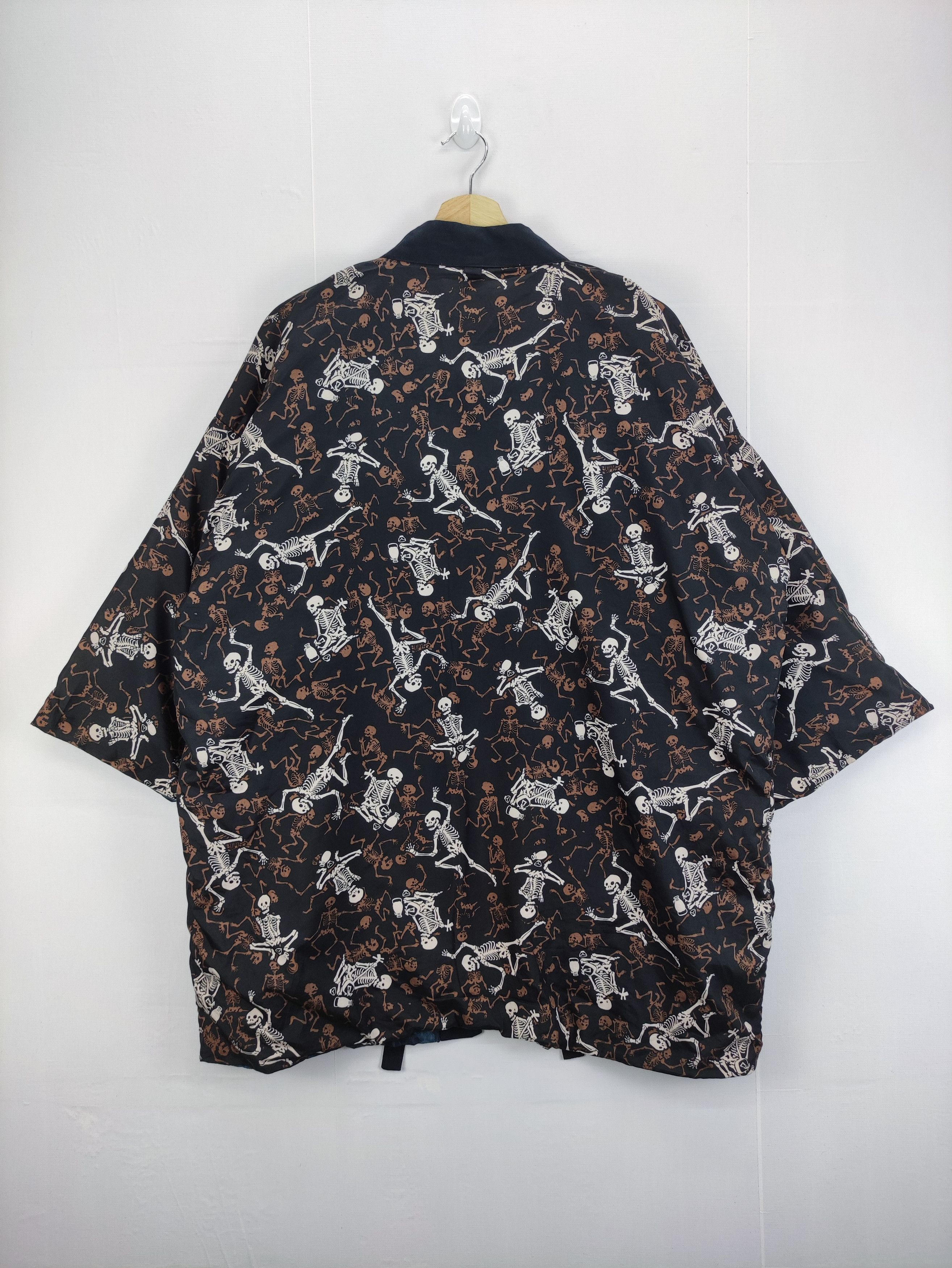 Vintage Vintage Japanese Kimono Reversible Skelton FullPrint Size US XL / EU 56 / 4 - 3 Thumbnail