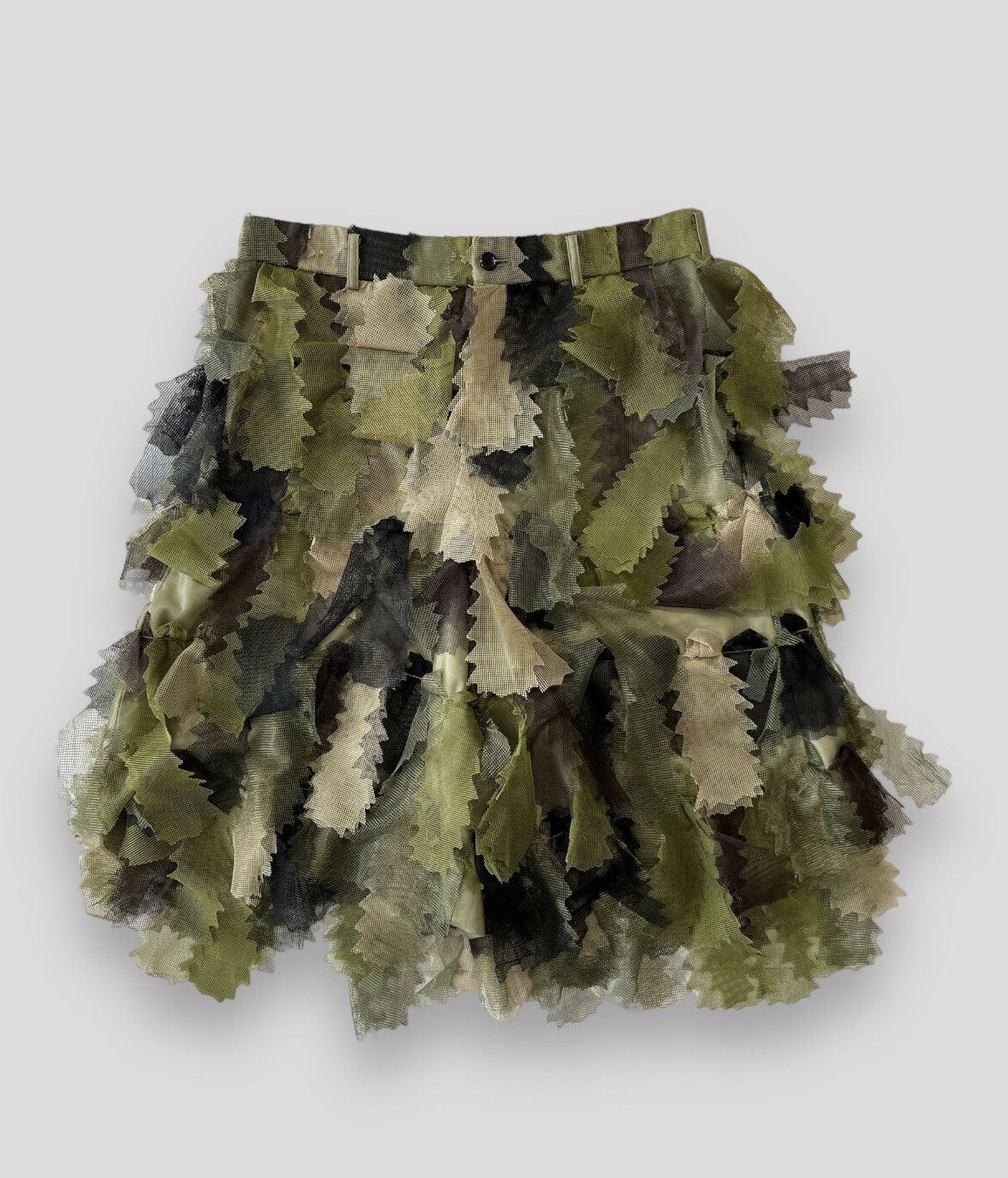 Comme des Garcons Comme Des Garçon 2018 Ghillie Shorts Size US 30 / EU 46 - 1 Thumbnail