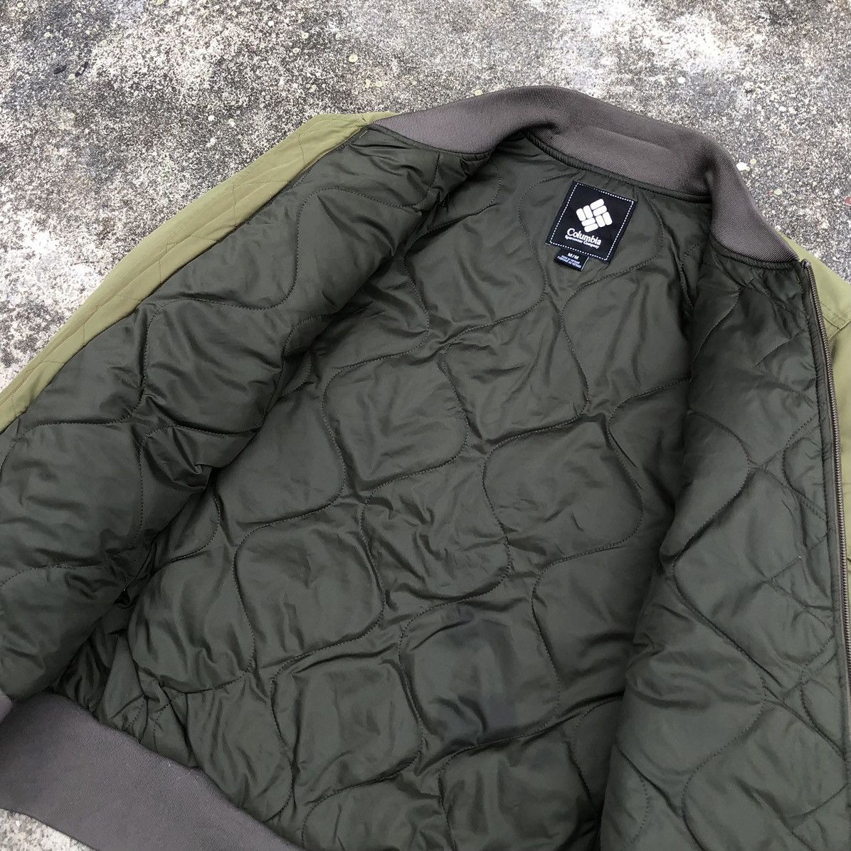 Columbia Colombia Cargo Bomber Jacket Size US M / EU 48-50 / 2 - 10 Thumbnail