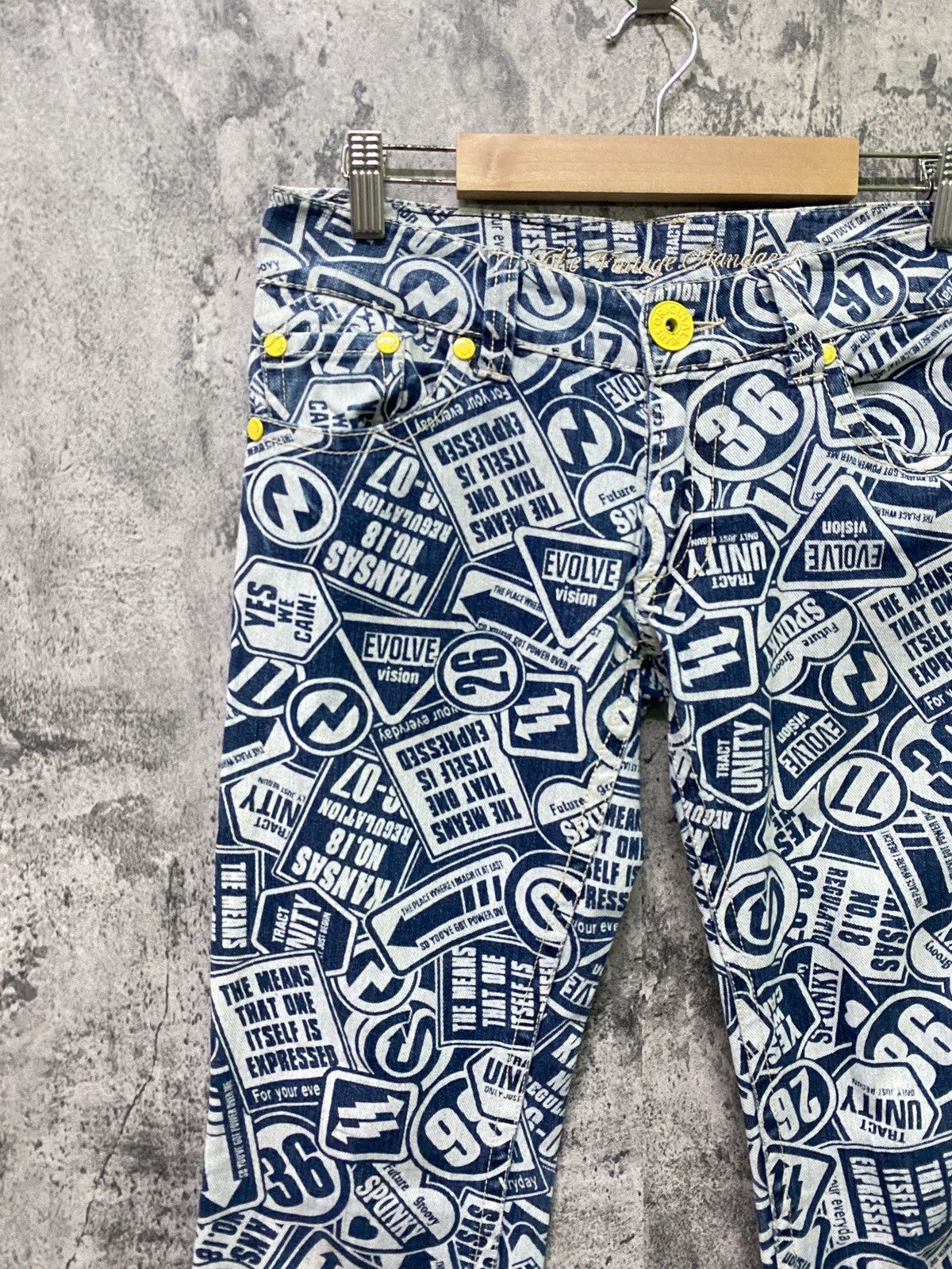 Japanese Brand SKY BOMBER STYLE FullPrinted Hysteric Style Pant Size US 29 - 4 Thumbnail