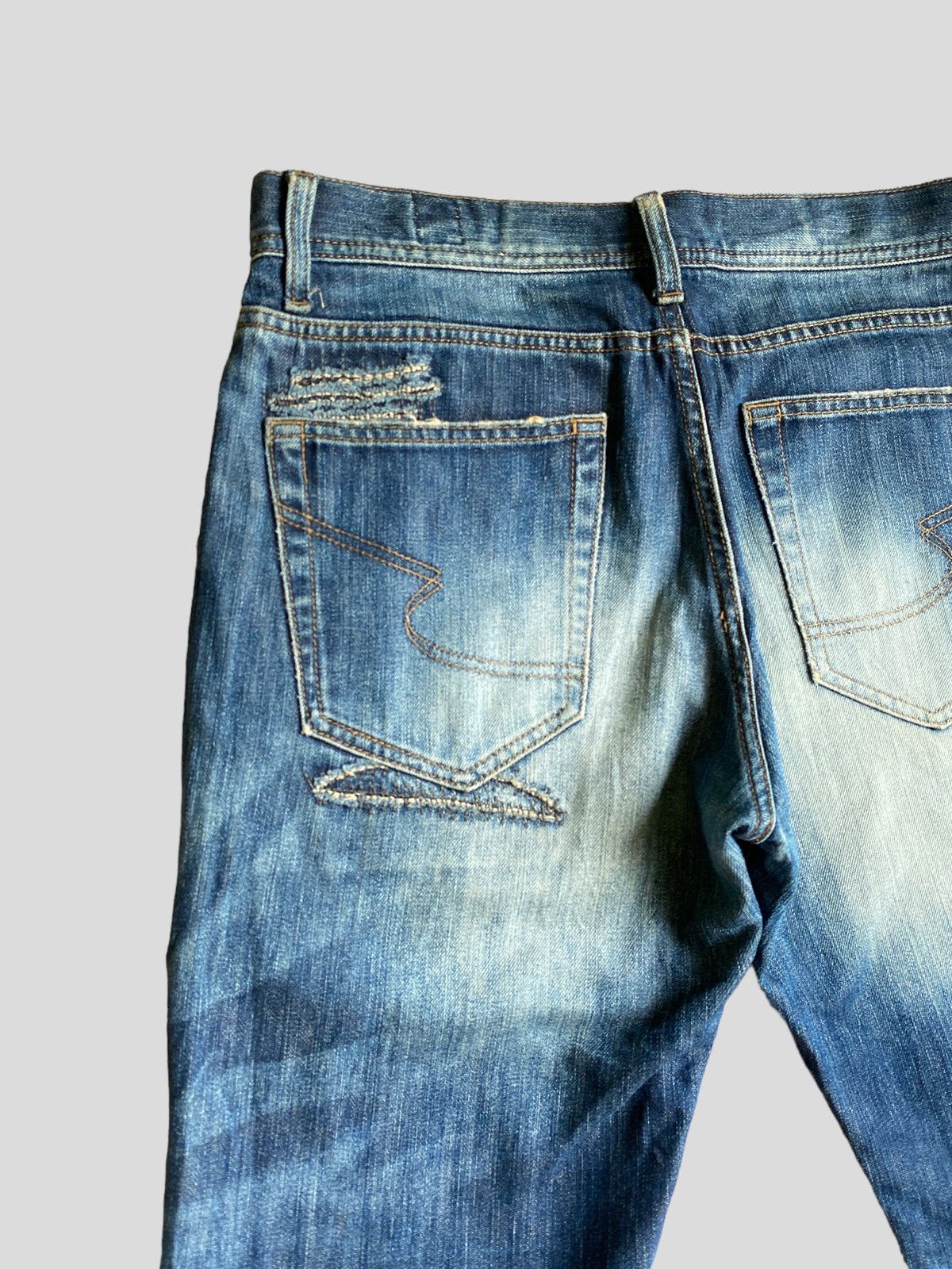 Tornado Mart Vintage SEMANTIC DESIGN Distressed Tornado Mart Style Denim Size US 31 - 13 Thumbnail