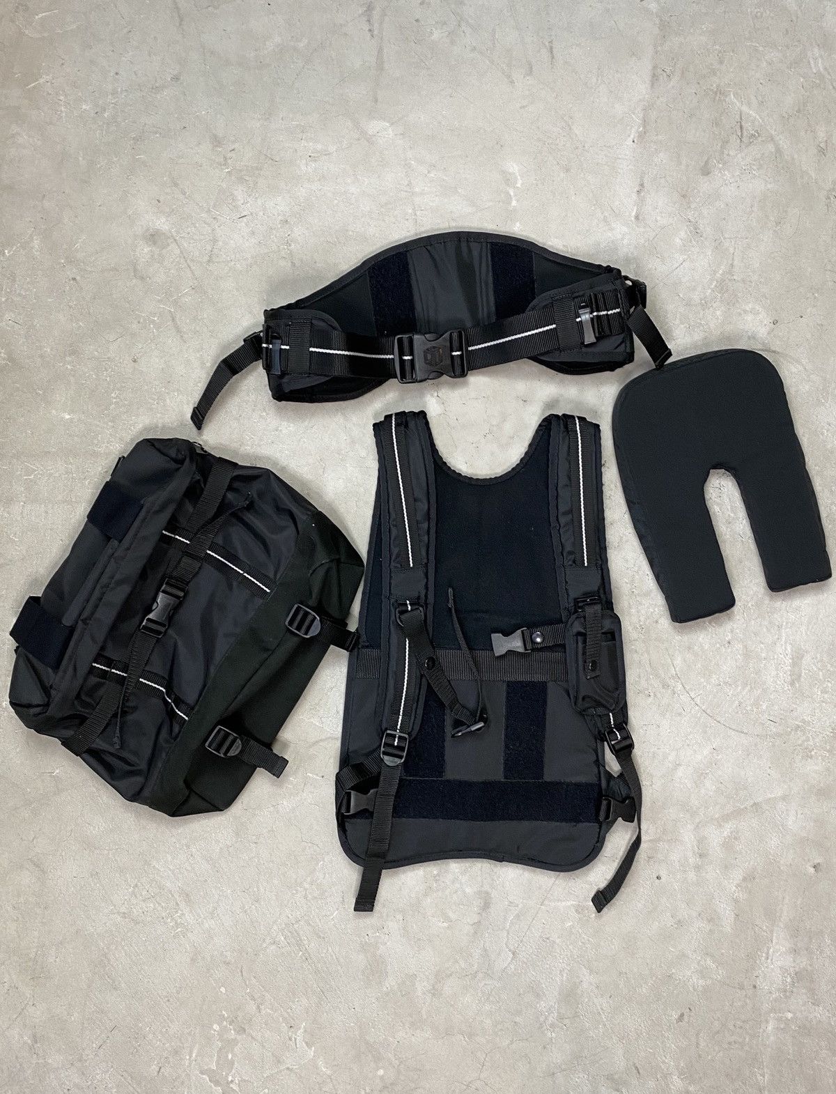 General Research AW/00 General Research “Buildable Tactical” BackPack Size ONE SIZE - 7 Thumbnail