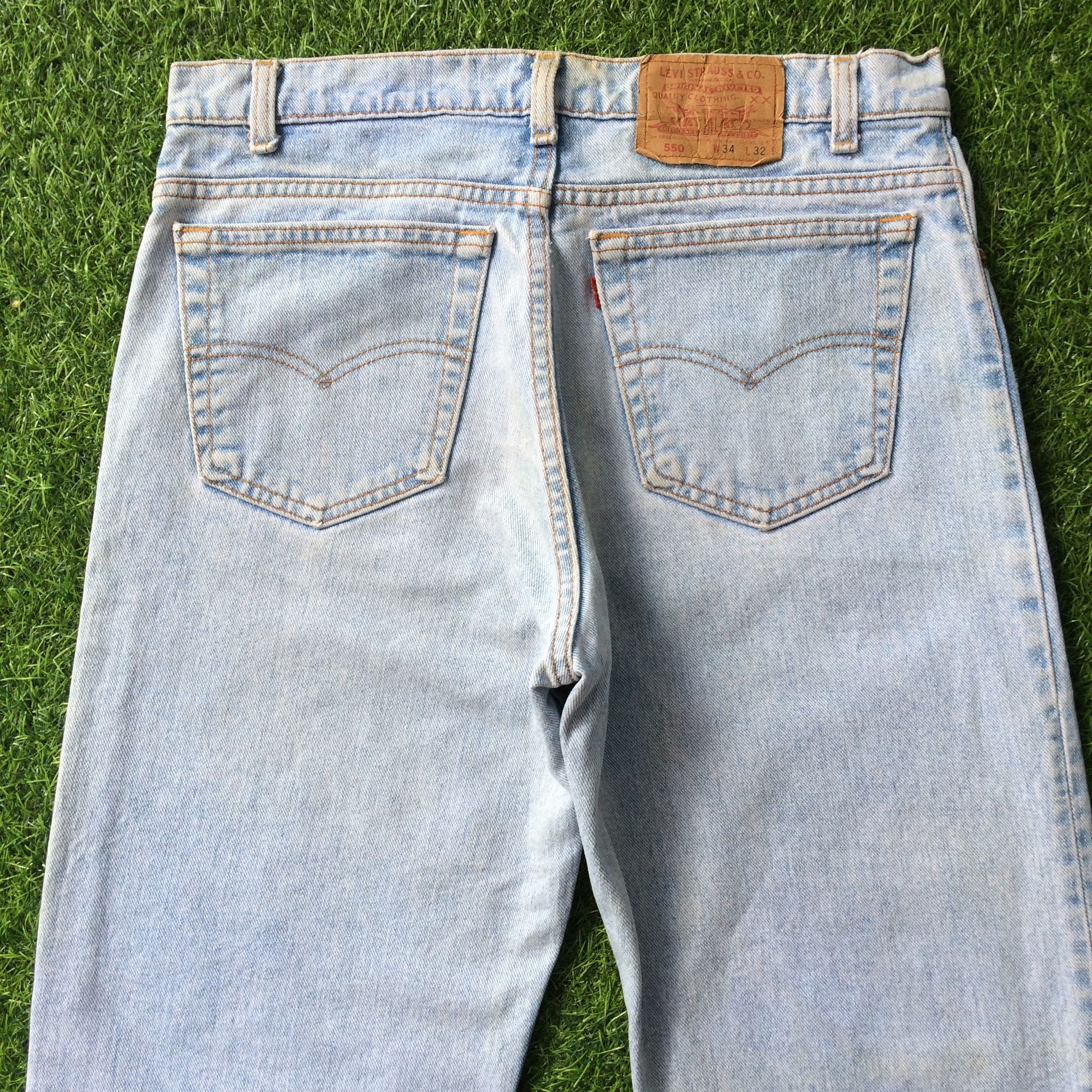 Levi's × Vintage Levis 550 Light Wash Jeans #B-749 Size US 34 / EU 50 - 4 Thumbnail