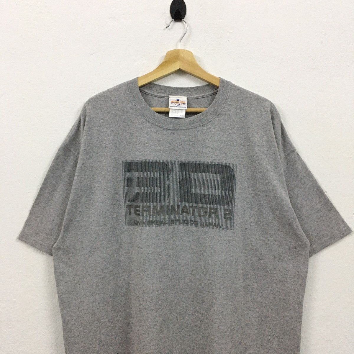 Universal Studios Rare Vintage Movie Terminator 2 3D Tshirt Size US XL / EU 56 / 4 - 3 Thumbnail