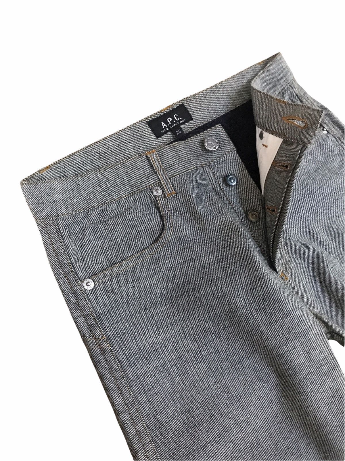 A.P.C. A.P.C Reverse Denim Pattern Button Jeans Size US 26 / EU 42 - 1 Thumbnail