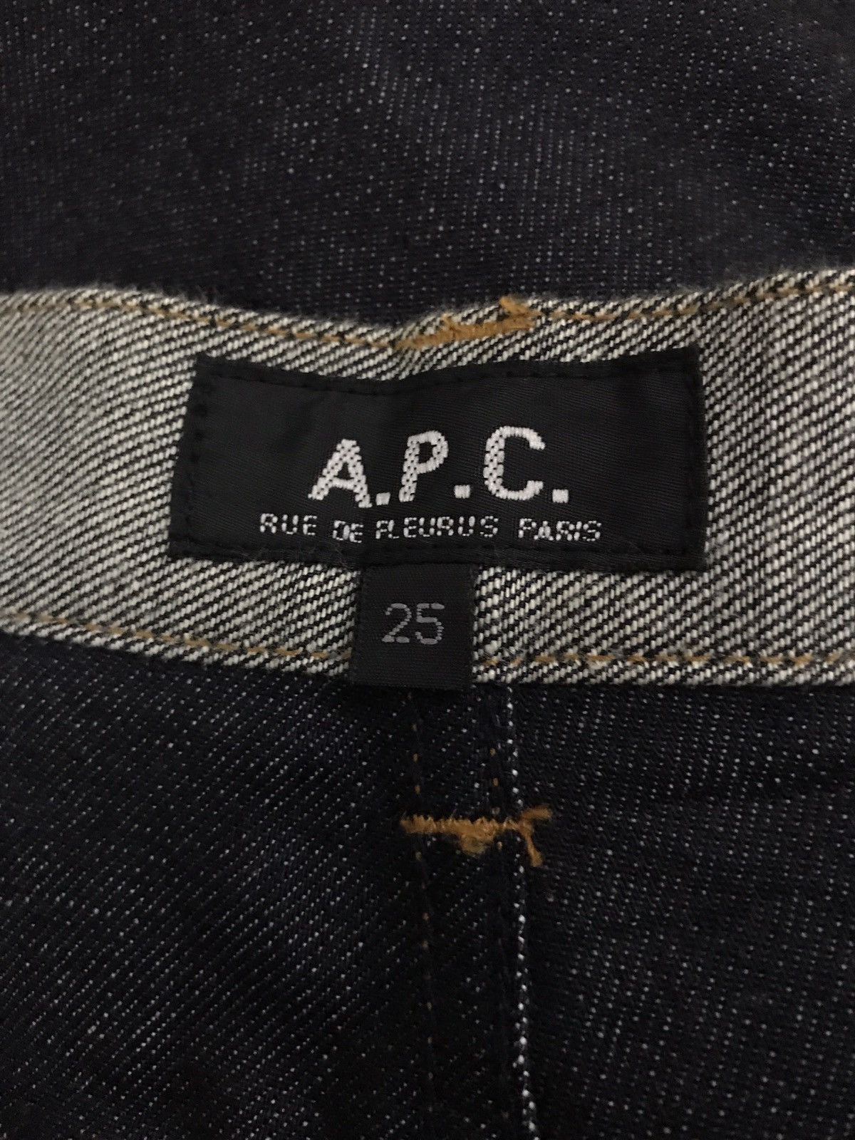 A.P.C. A.P.C Reverse Denim Pattern Button Jeans Size US 26 / EU 42 - 9 Thumbnail