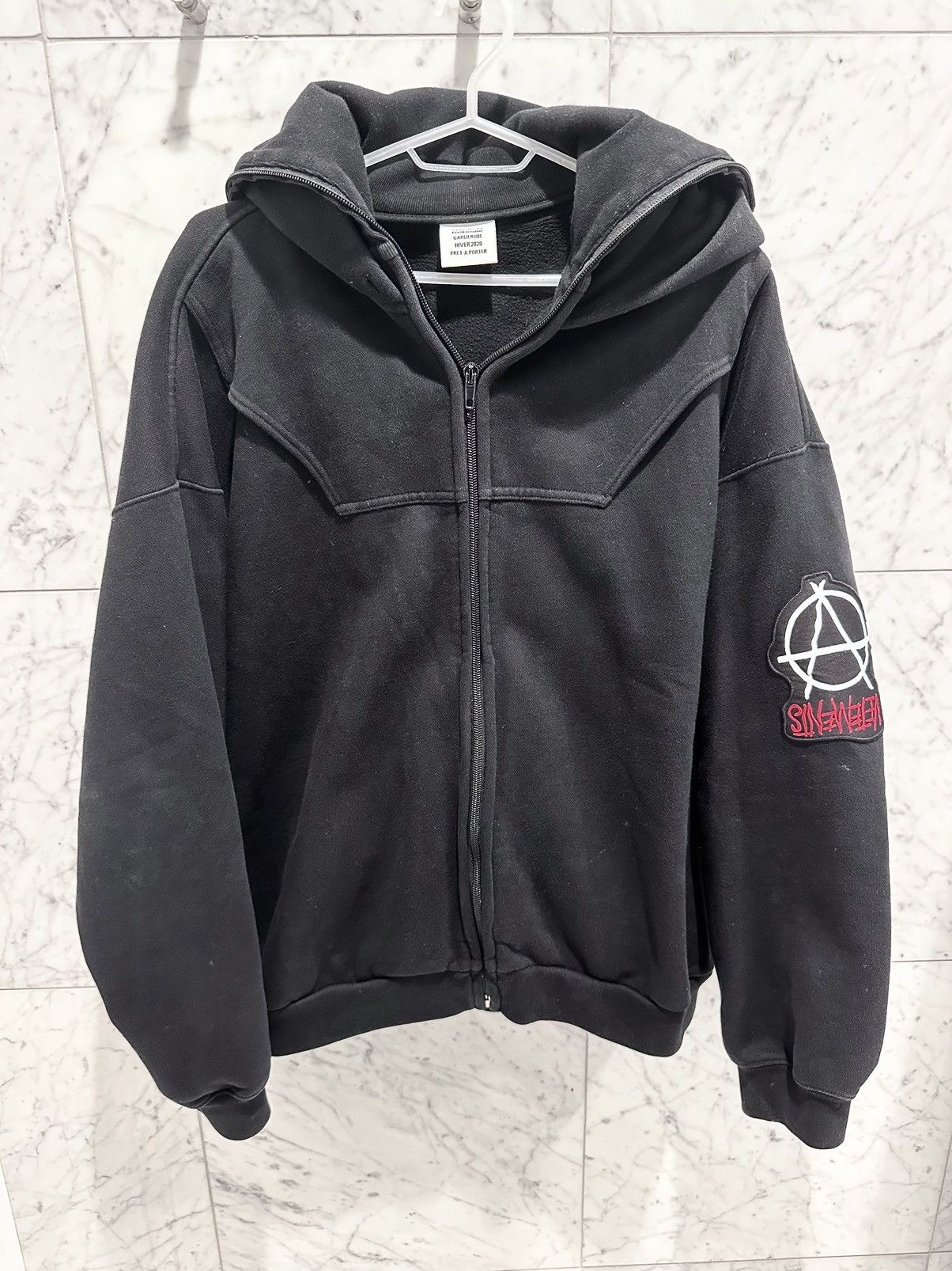 Vetements Vetements Logo Appliquéd Fleece Jersey Zip-Up Hoodie ...