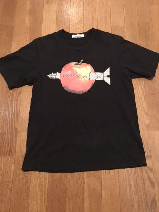 Undercover "Right direction" Apple Tee Size US M / EU 48-50 / 2 - 1 Thumbnail
