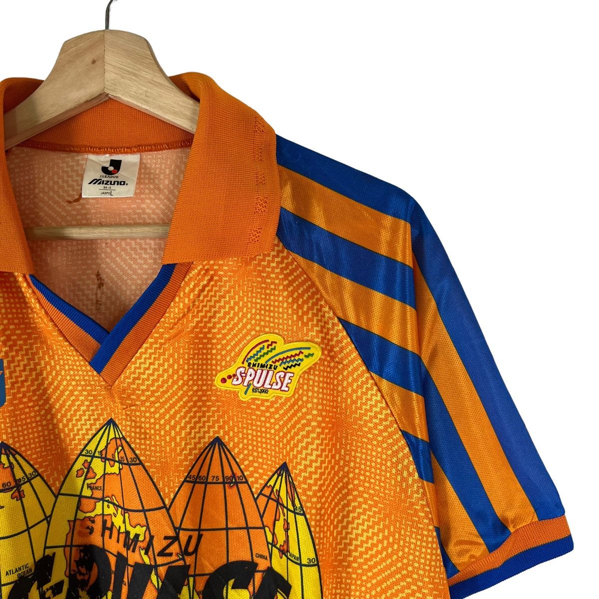 Japanese Brand VINTAGE JERSEY 90’s MIZUNO JAPAN SHIMUZA SPULSE BIG LOGO Size US L / EU 52-54 / 3 - 5 Thumbnail