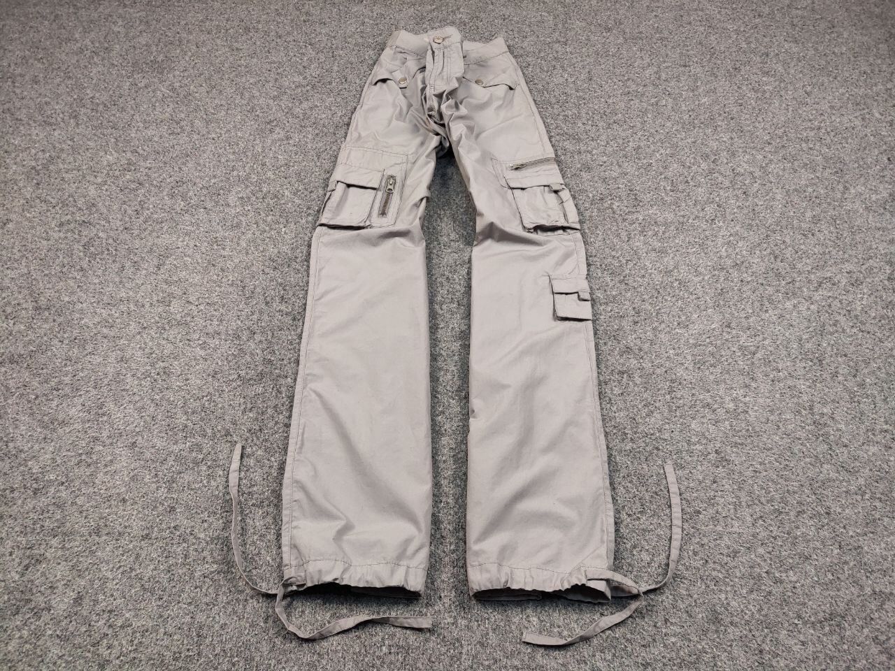 Japanese Brand Vintage 90's Japanese Bondage Zip Bootcut Gray Cargo Pants Size US 31 - 2 Thumbnail
