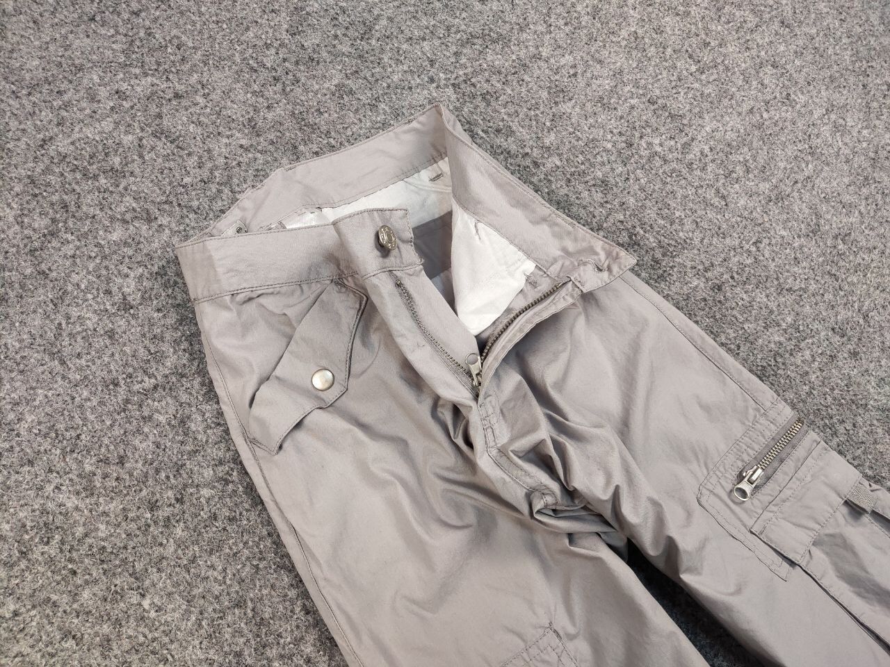 Japanese Brand Vintage 90's Japanese Bondage Zip Bootcut Gray Cargo Pants Size US 31 - 13 Thumbnail