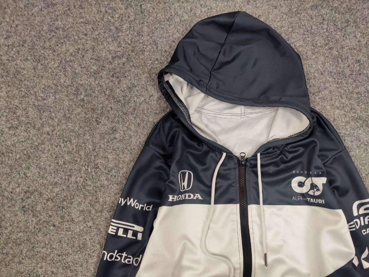 Vintage Vintage 90's Honda HRC Racing Logo Pattern White Zip Hoodie Size US M / EU 48-50 / 2 - 11 Thumbnail